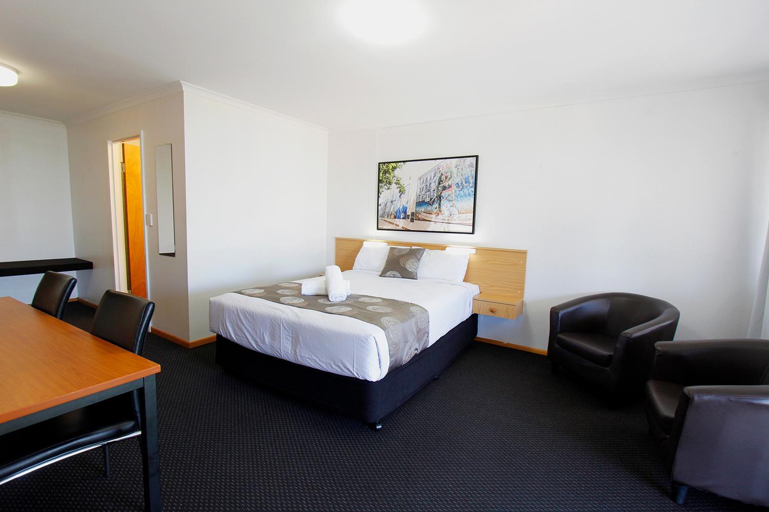 Deluxe Suite - Photo 1