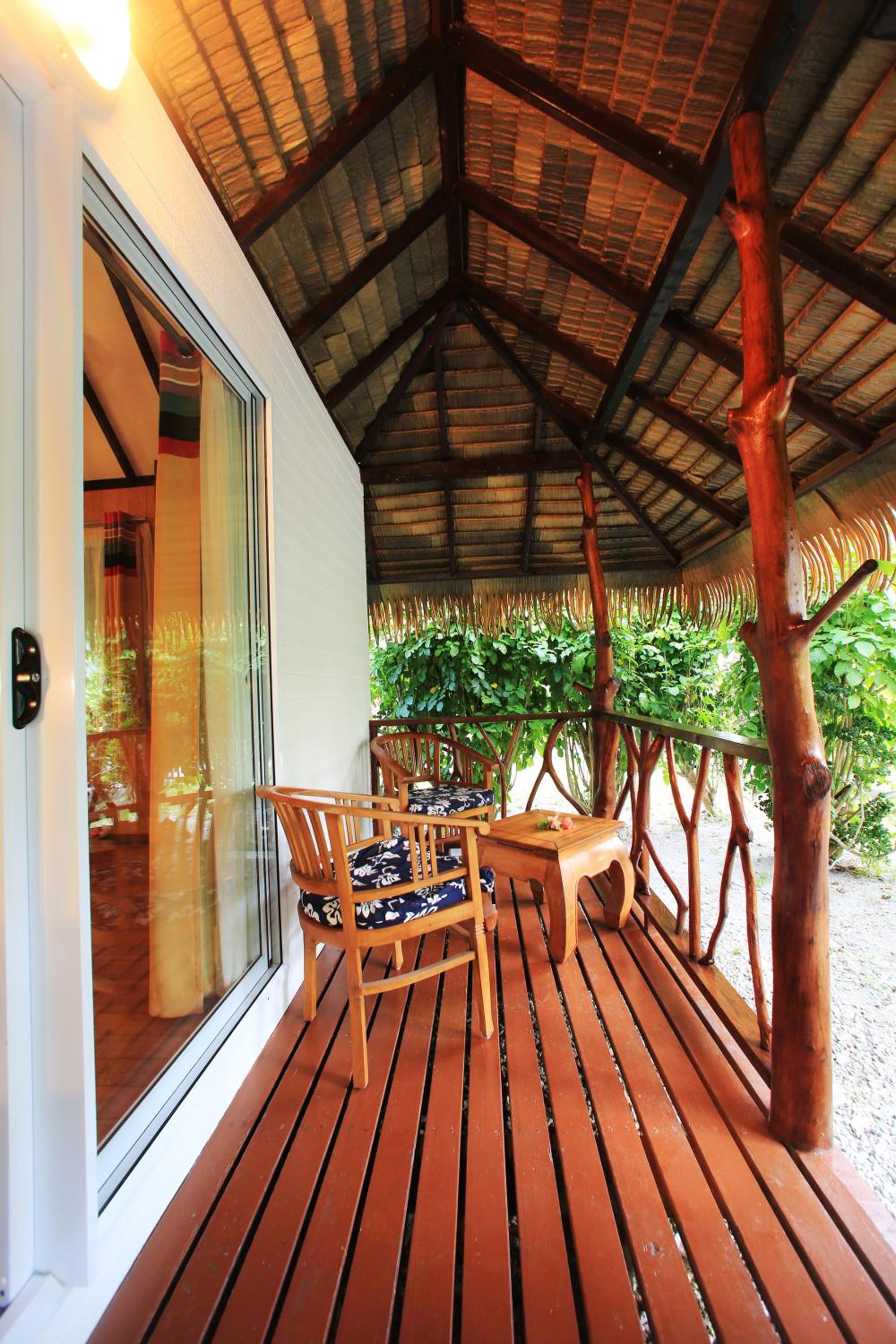 Bungalow with Sea View photo 3
