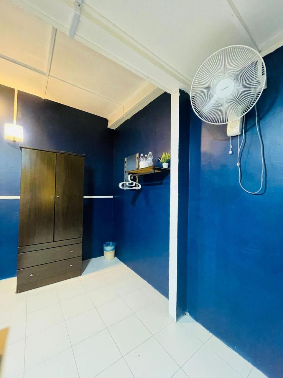 Deluxe Quadruple Room - Photo 11