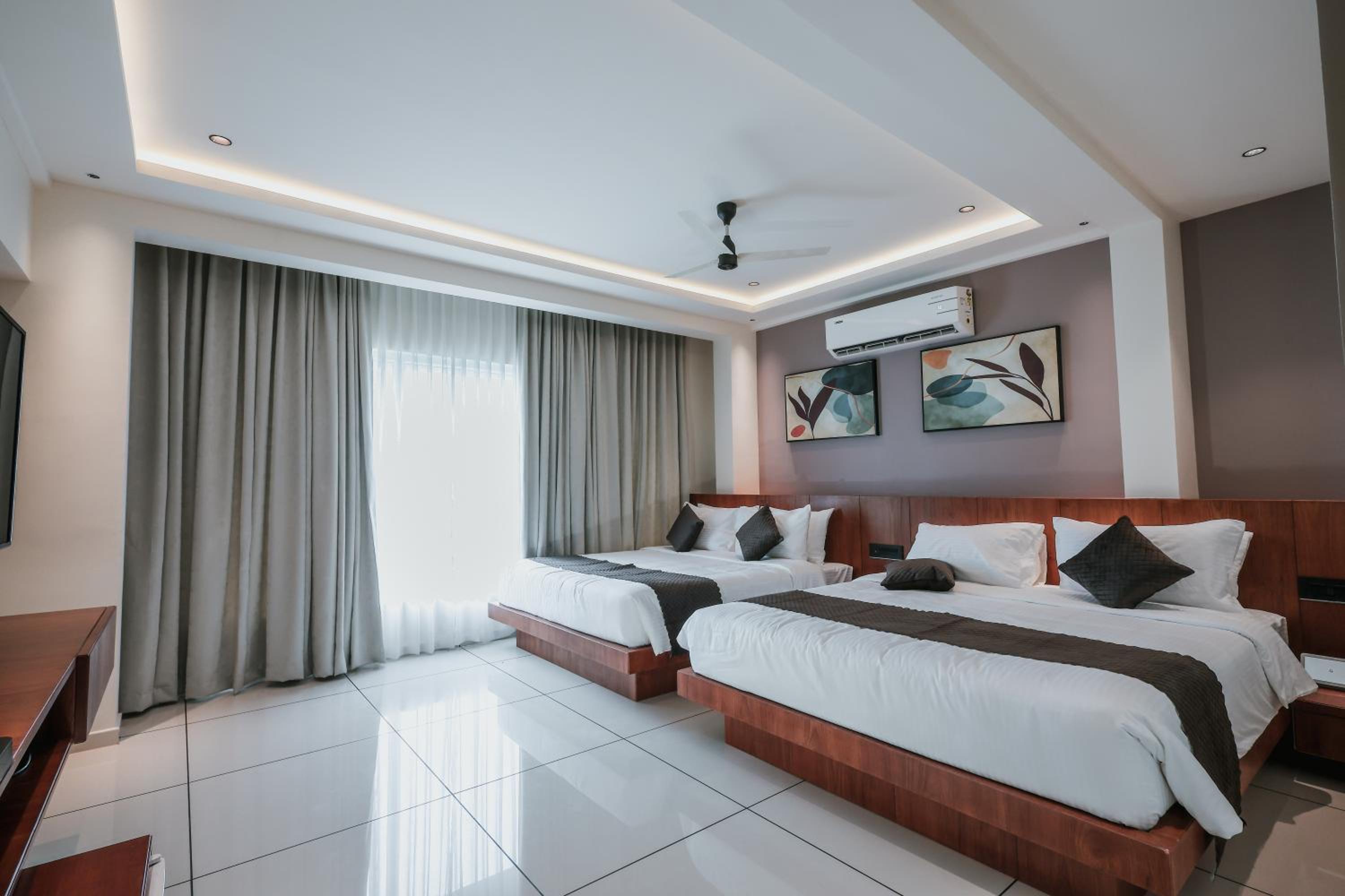 Family Suite - Photo 12
