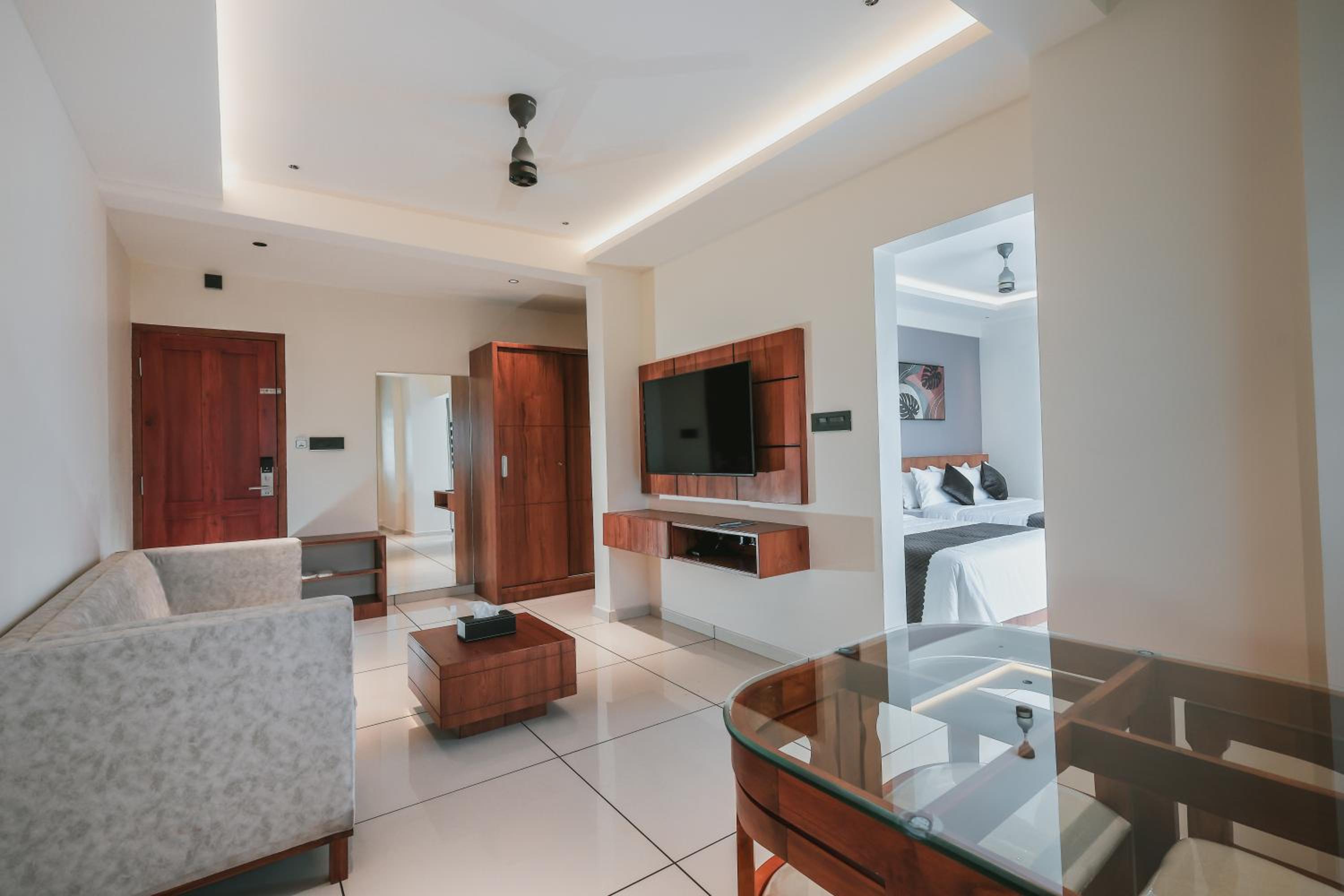 Family Suite - Photo 19