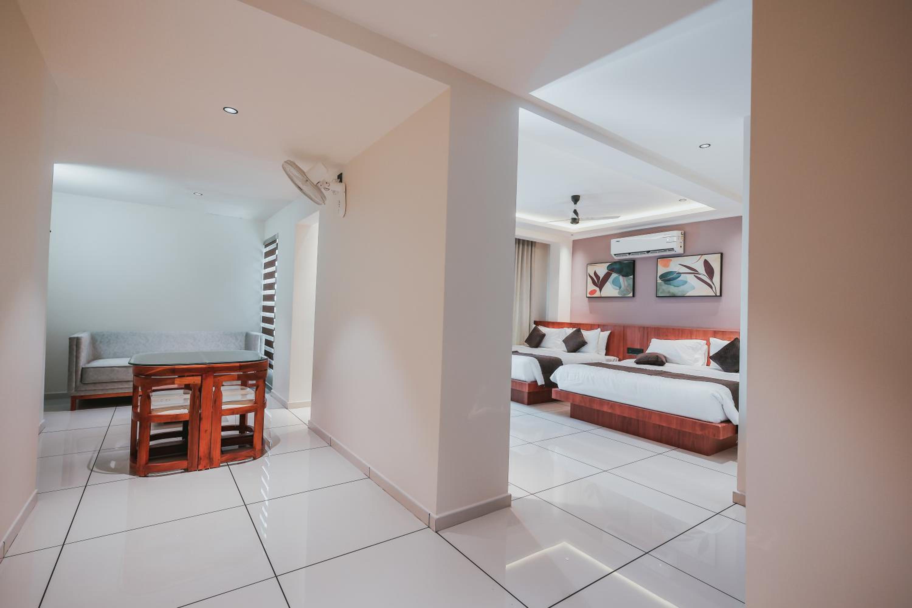 Family Suite - Photo 21