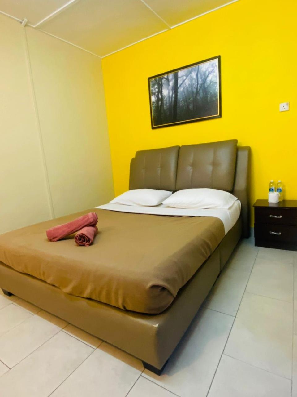 Standard Double Room - Photo 4