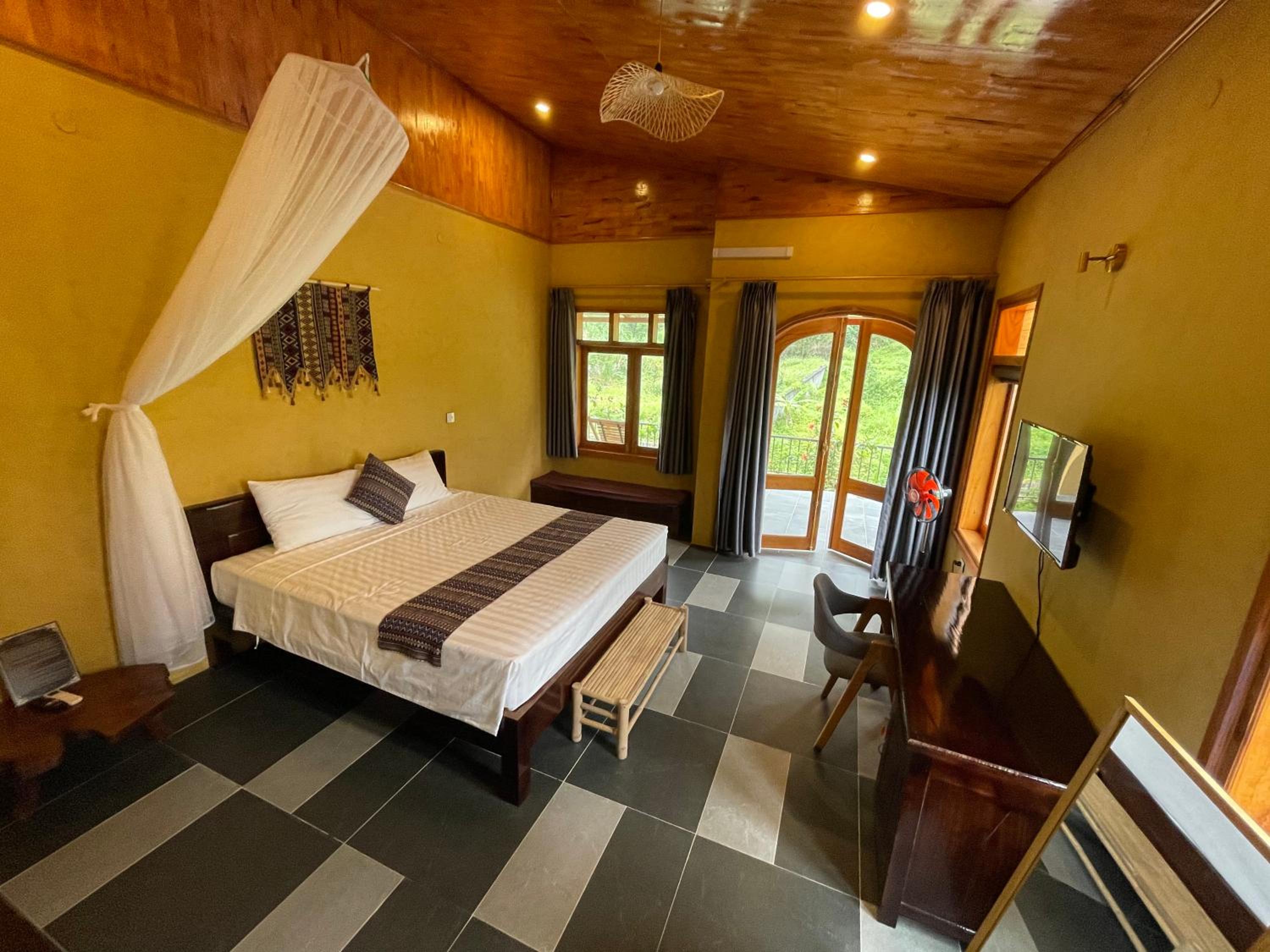 Suite with Garden View photo 2