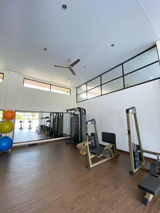 Three-Bedroom House photo 3