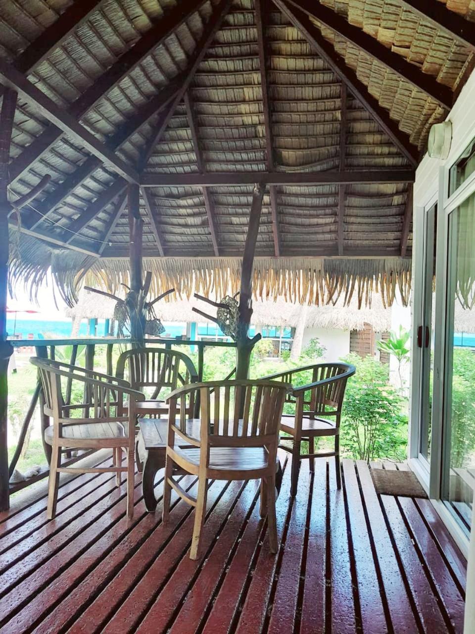 Quadruple Room with Sea View photo 2