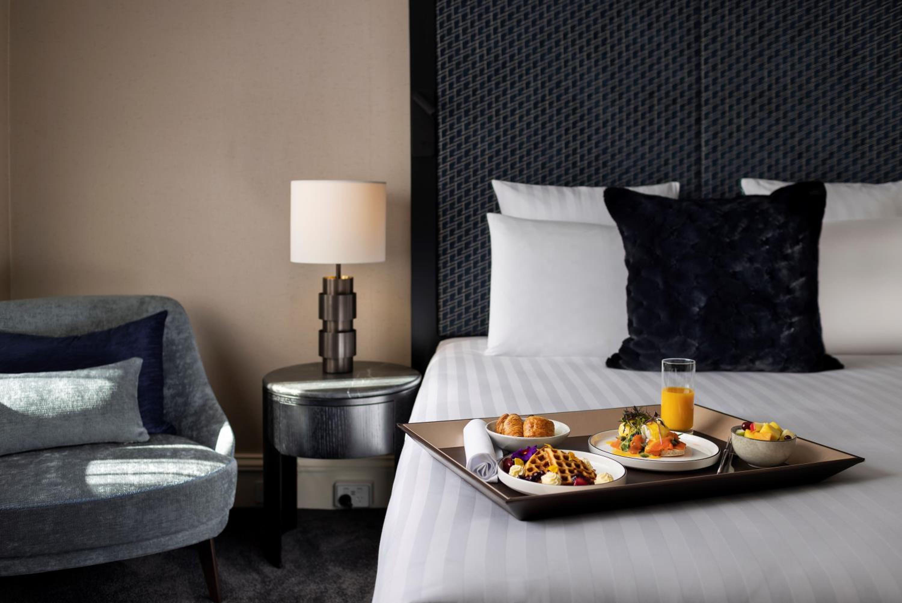Superior King Room - Photo 2
