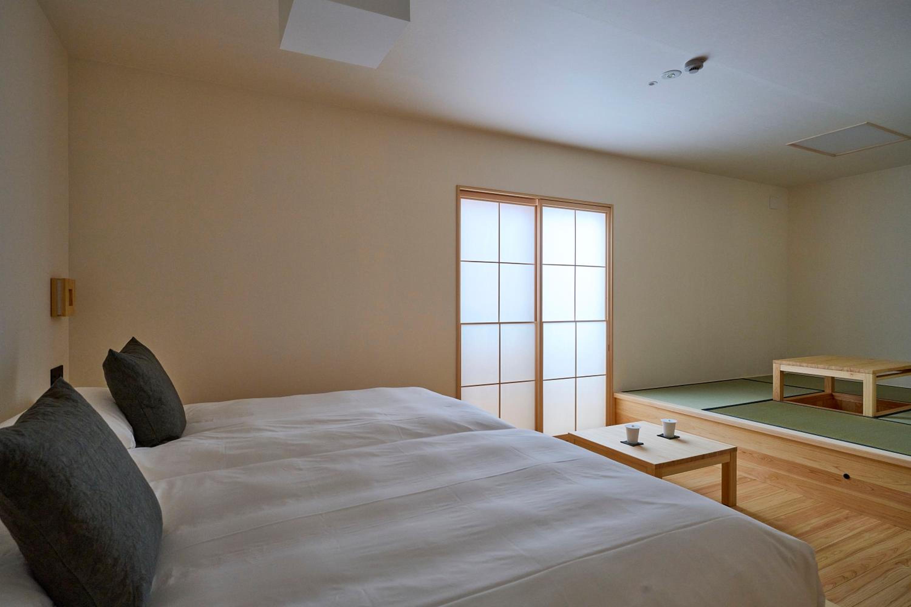 Triple Room with Shower - Photo 9