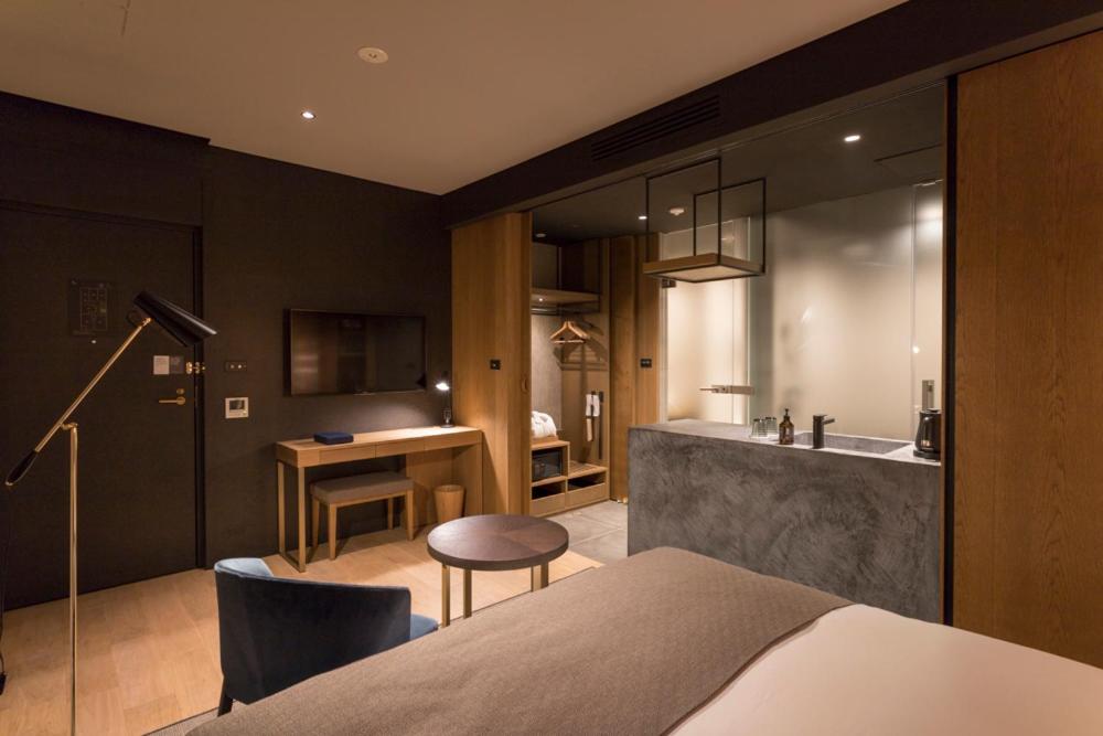 Deluxe Double Room - Photo 7