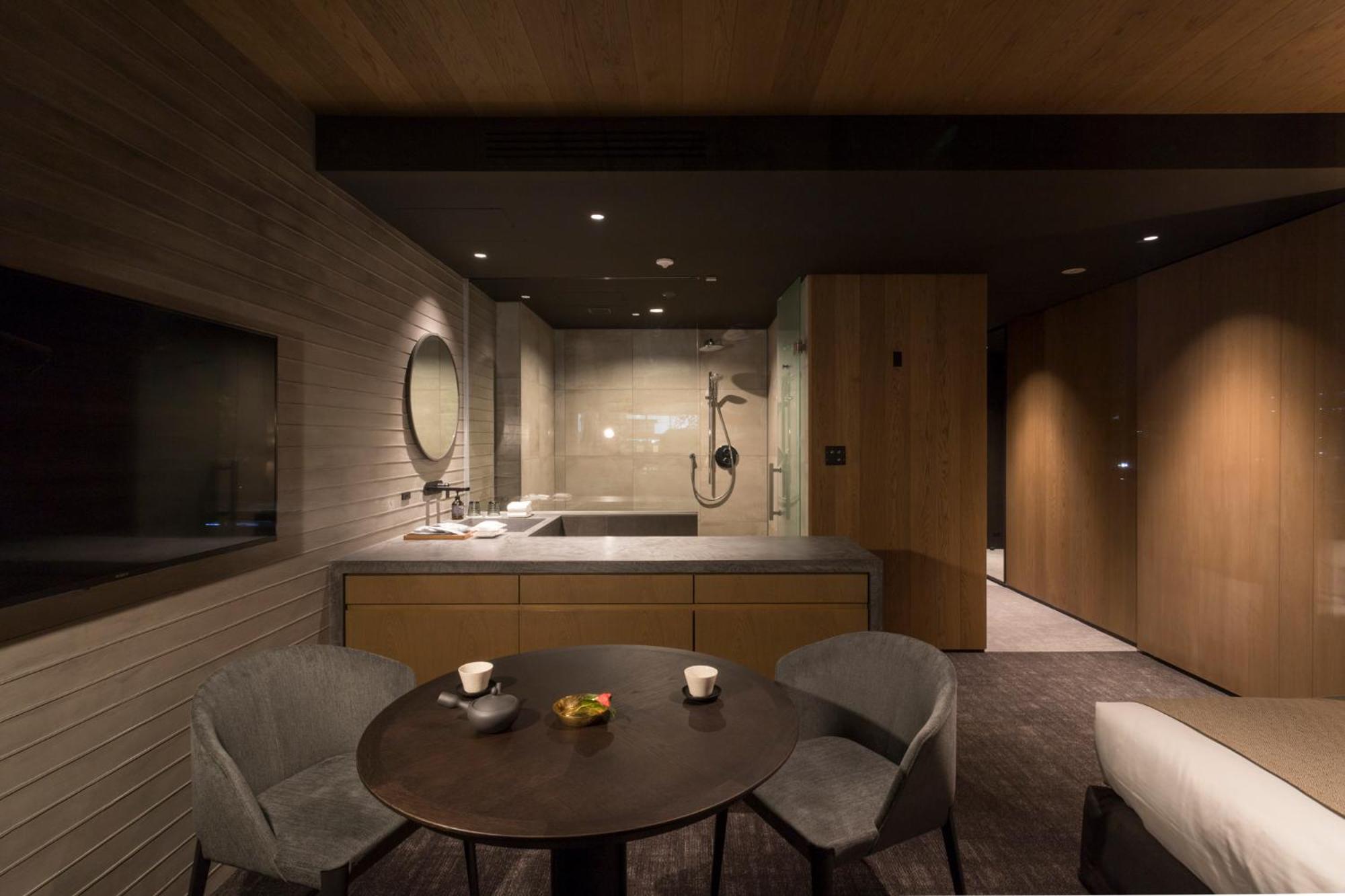 Deluxe Twin Room - Photo 7