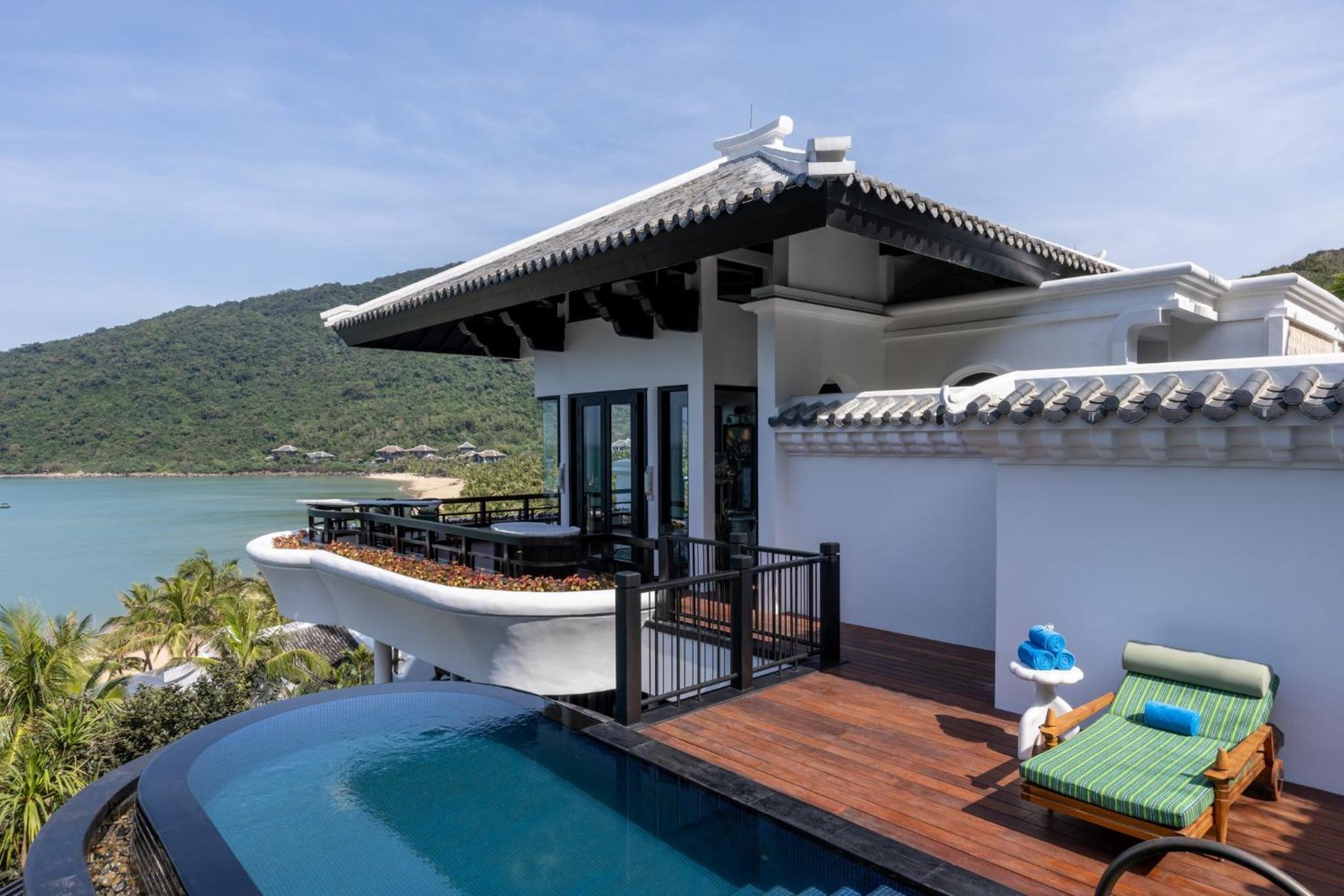 Four-Bedroom Pool Villa with Ocean View - Photo 10