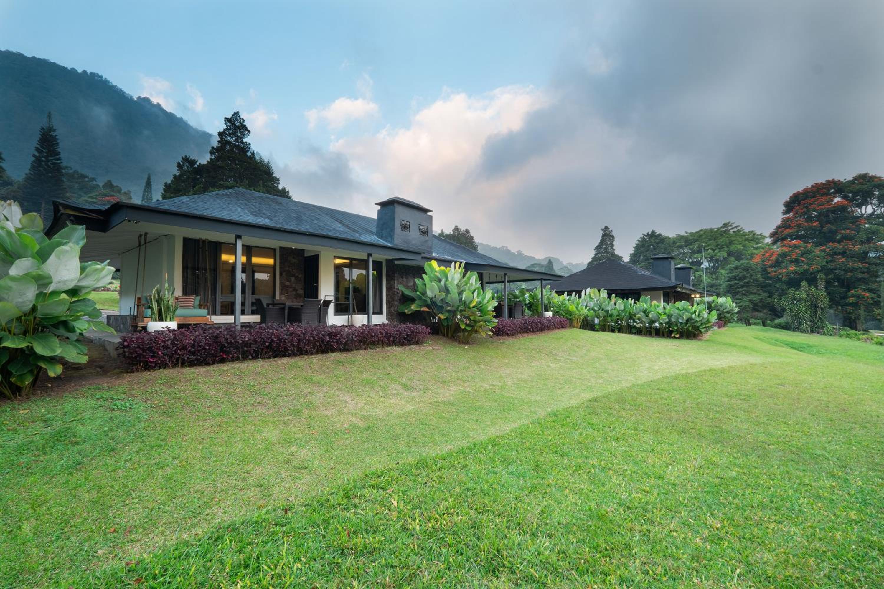 Premium Chalet Suite photo 2