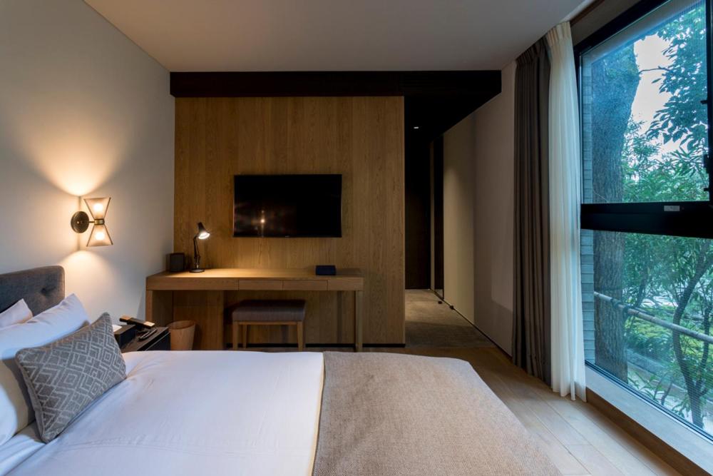 Standard Double Room - Photo 14