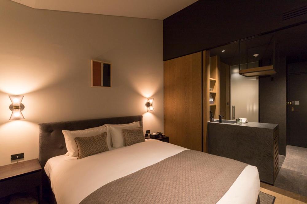 Standard Double Room - Photo 7