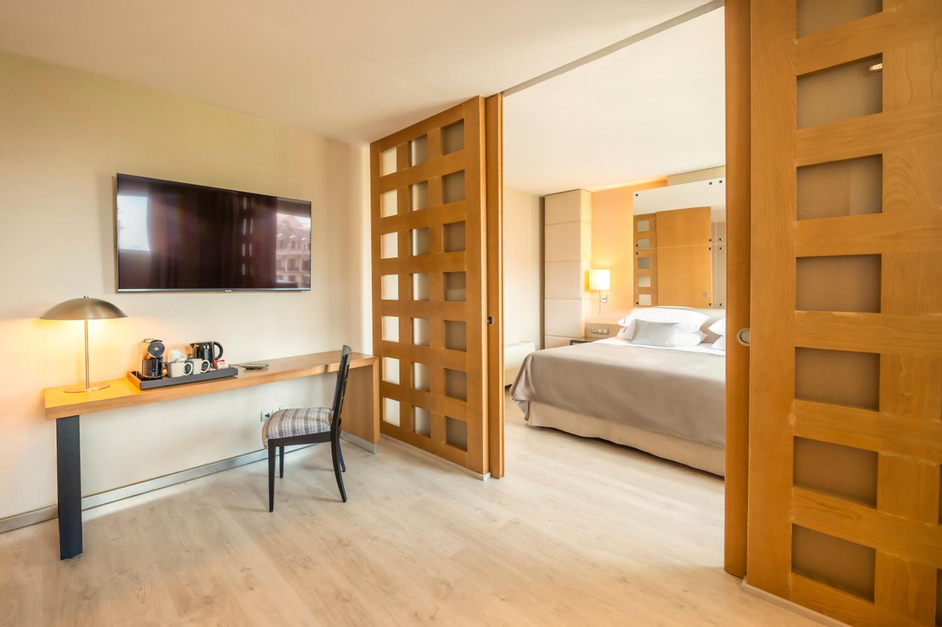 Suite Junior con cama extra (2 adultos + 1 niño)