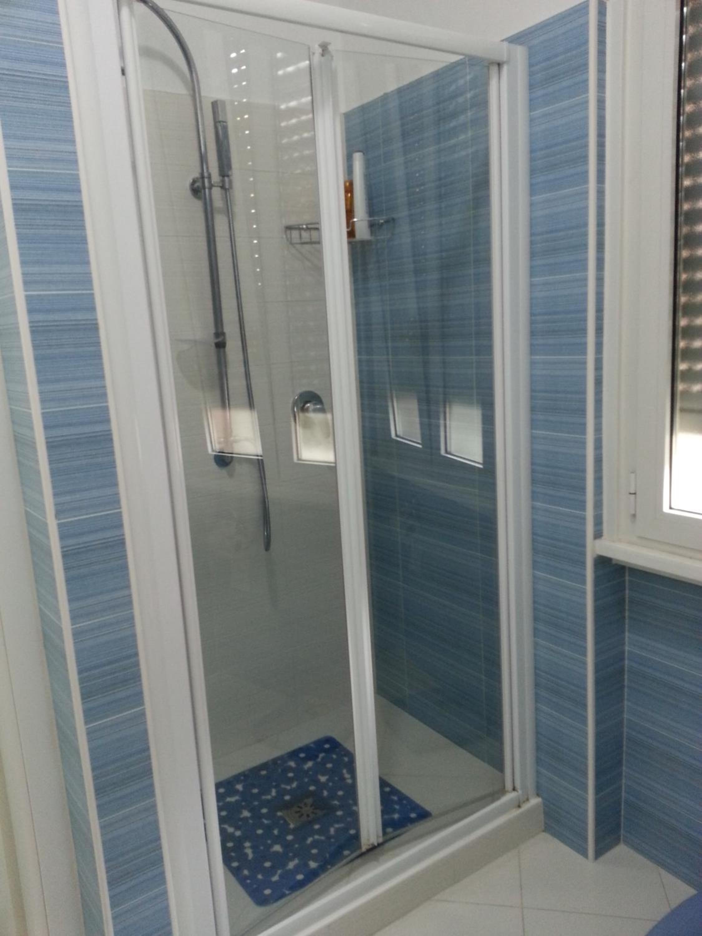 Large Double Room - Photo 39