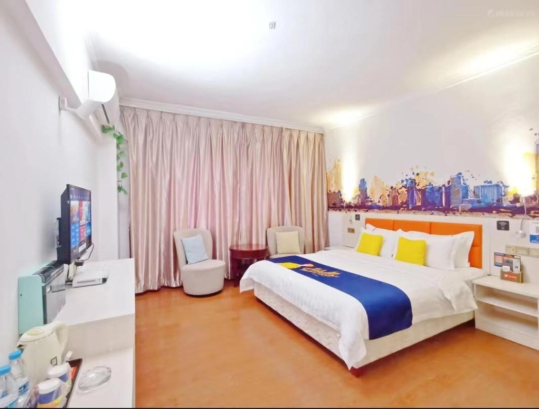 豪华大床房