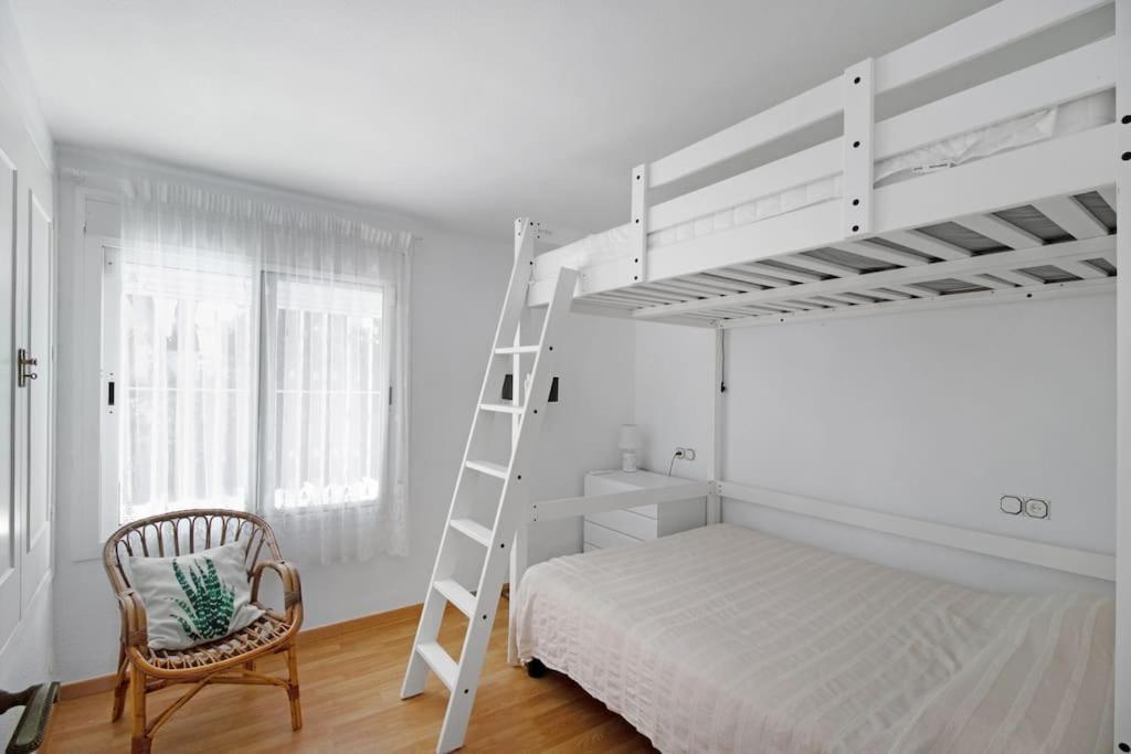 Two-Bedroom House photo 2