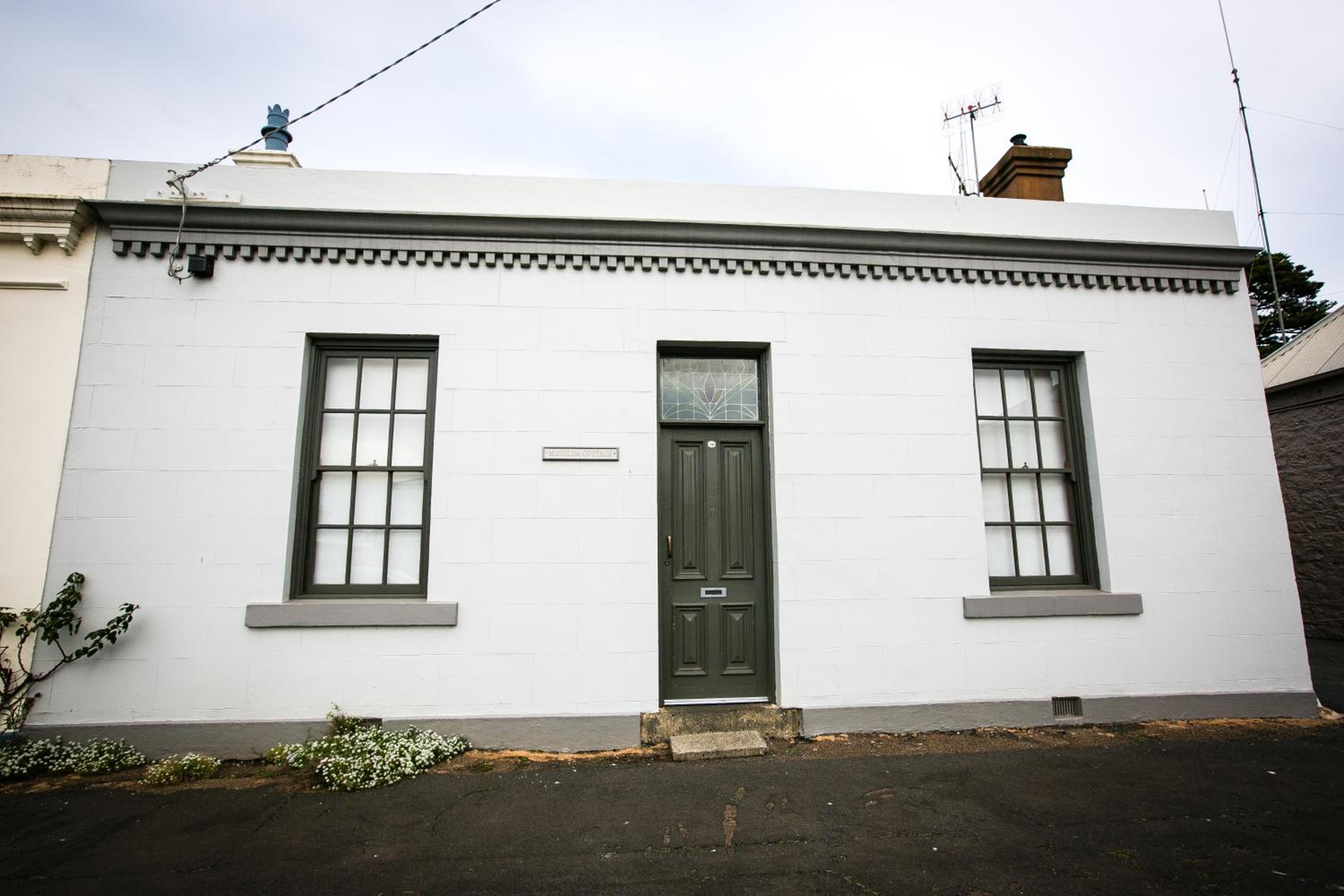 Matilda Cottage - Photo 2