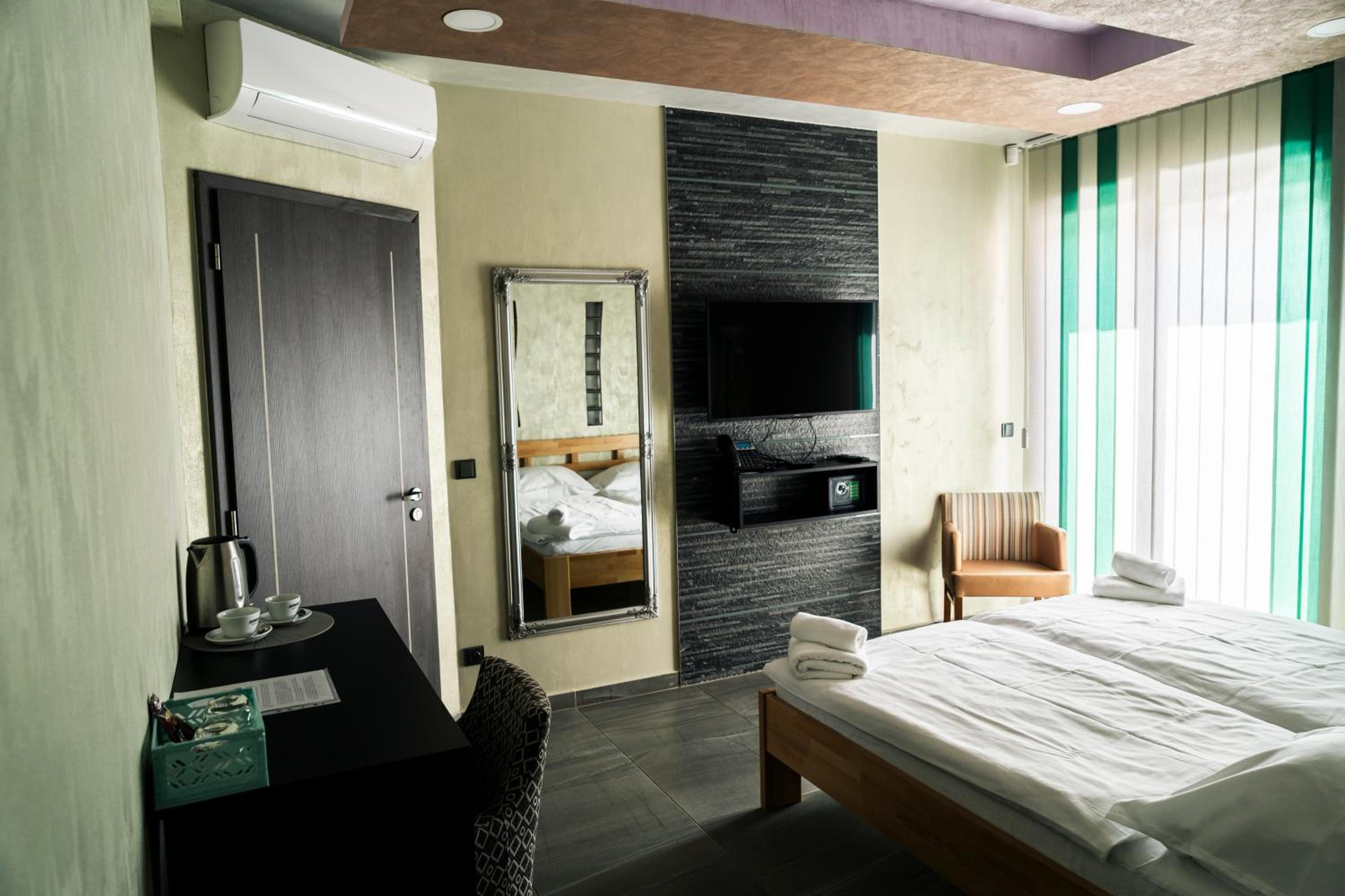Double Room with Balcony photo 1