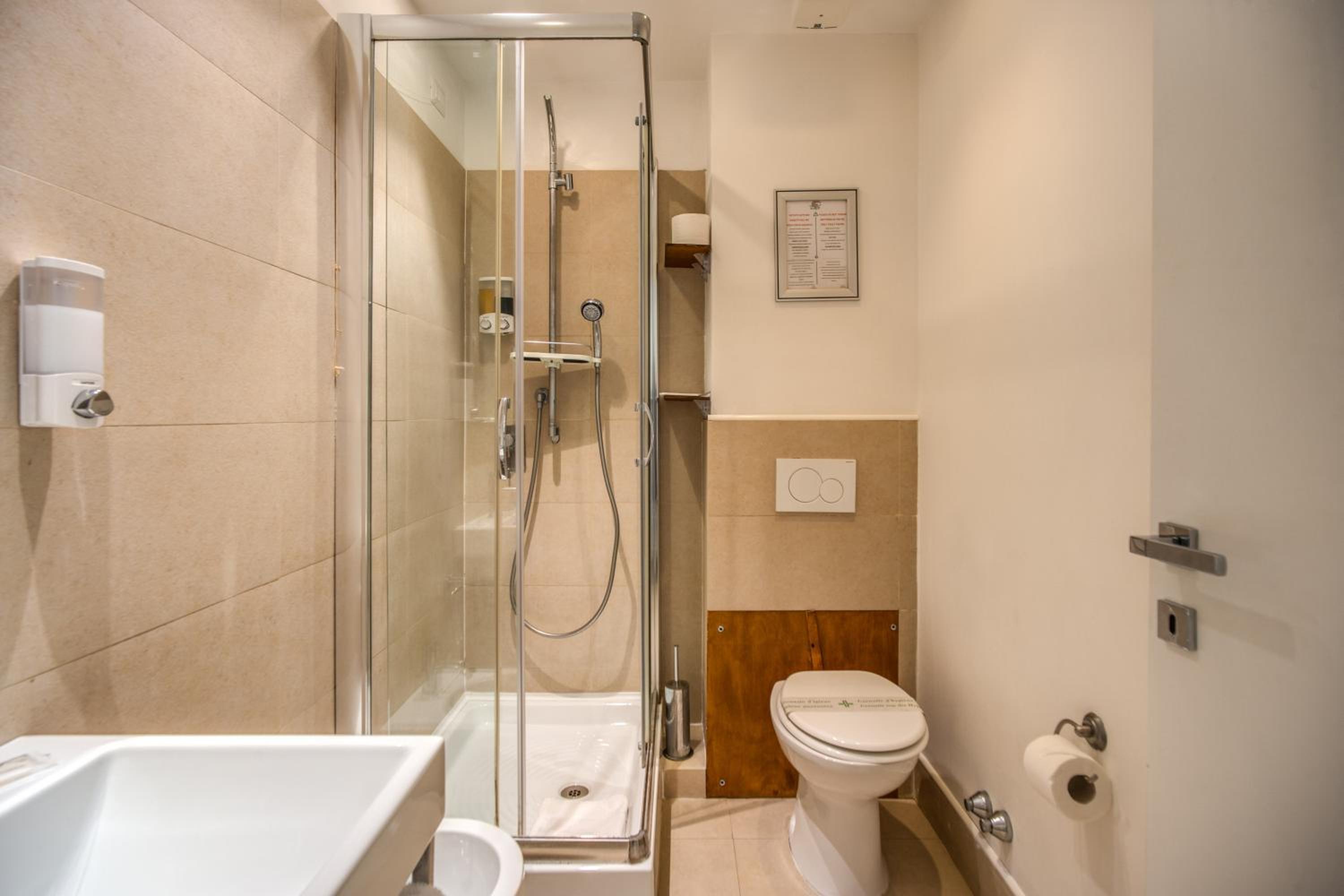 Triple Room photo 3