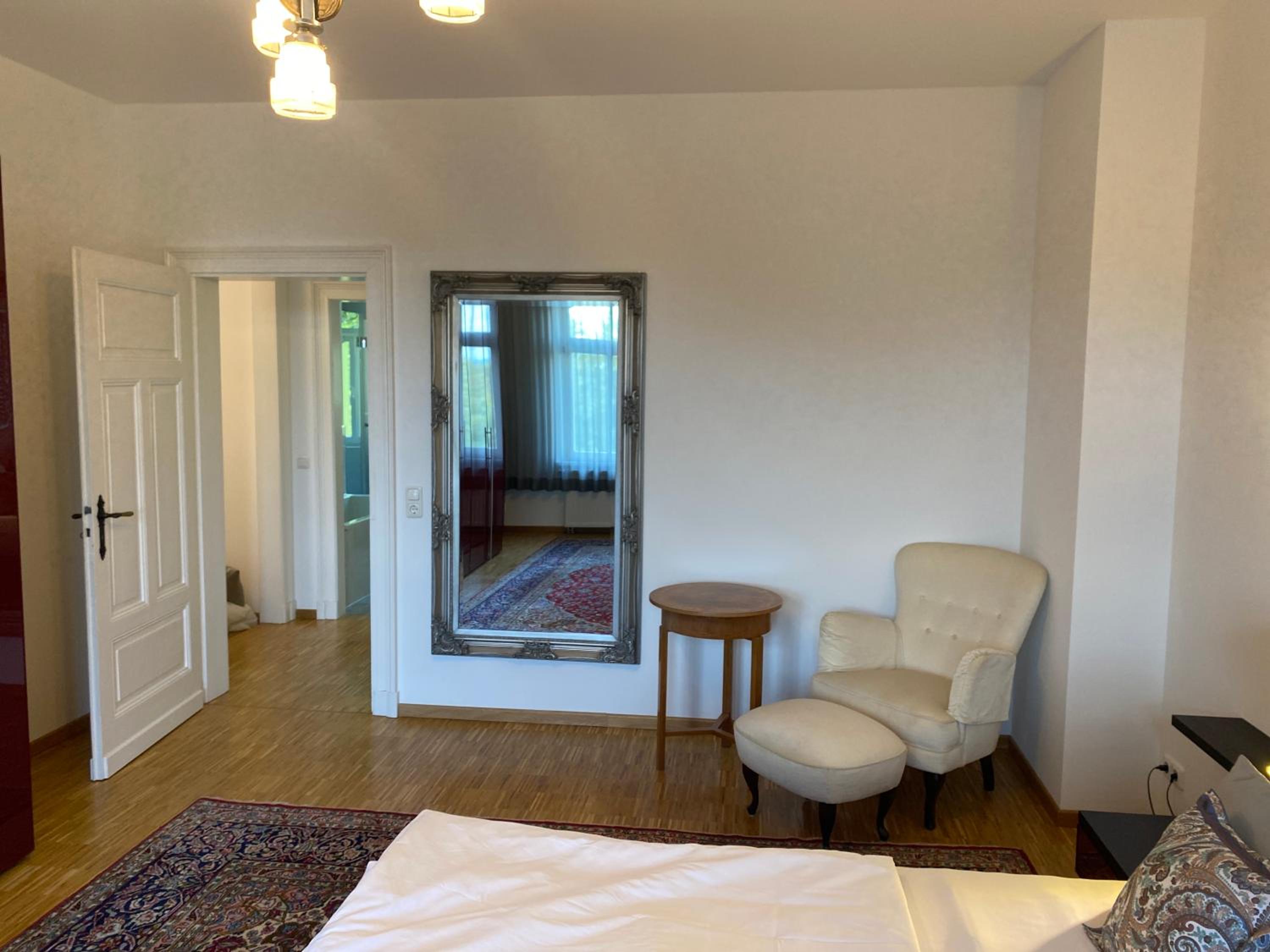 Three-Bedroom Apartment photo 2