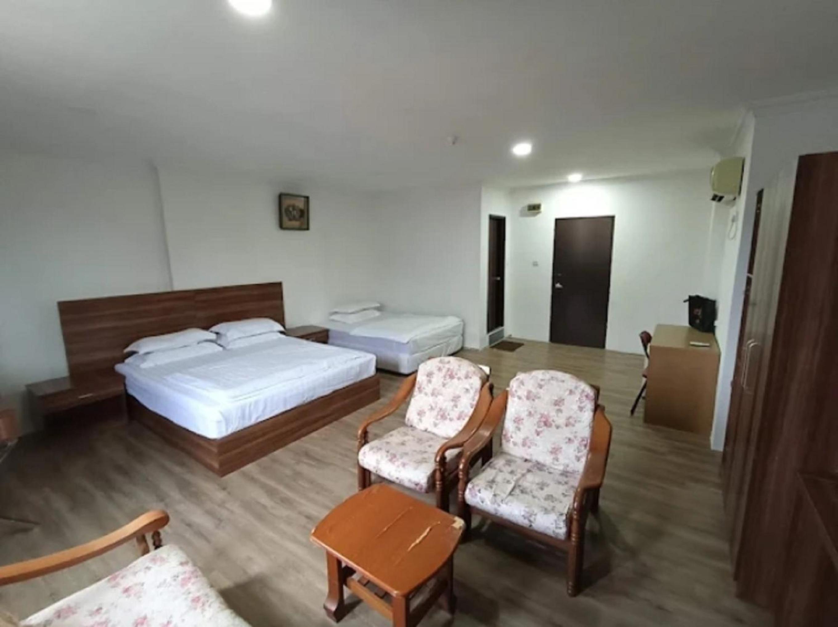Family Suite - Photo 1