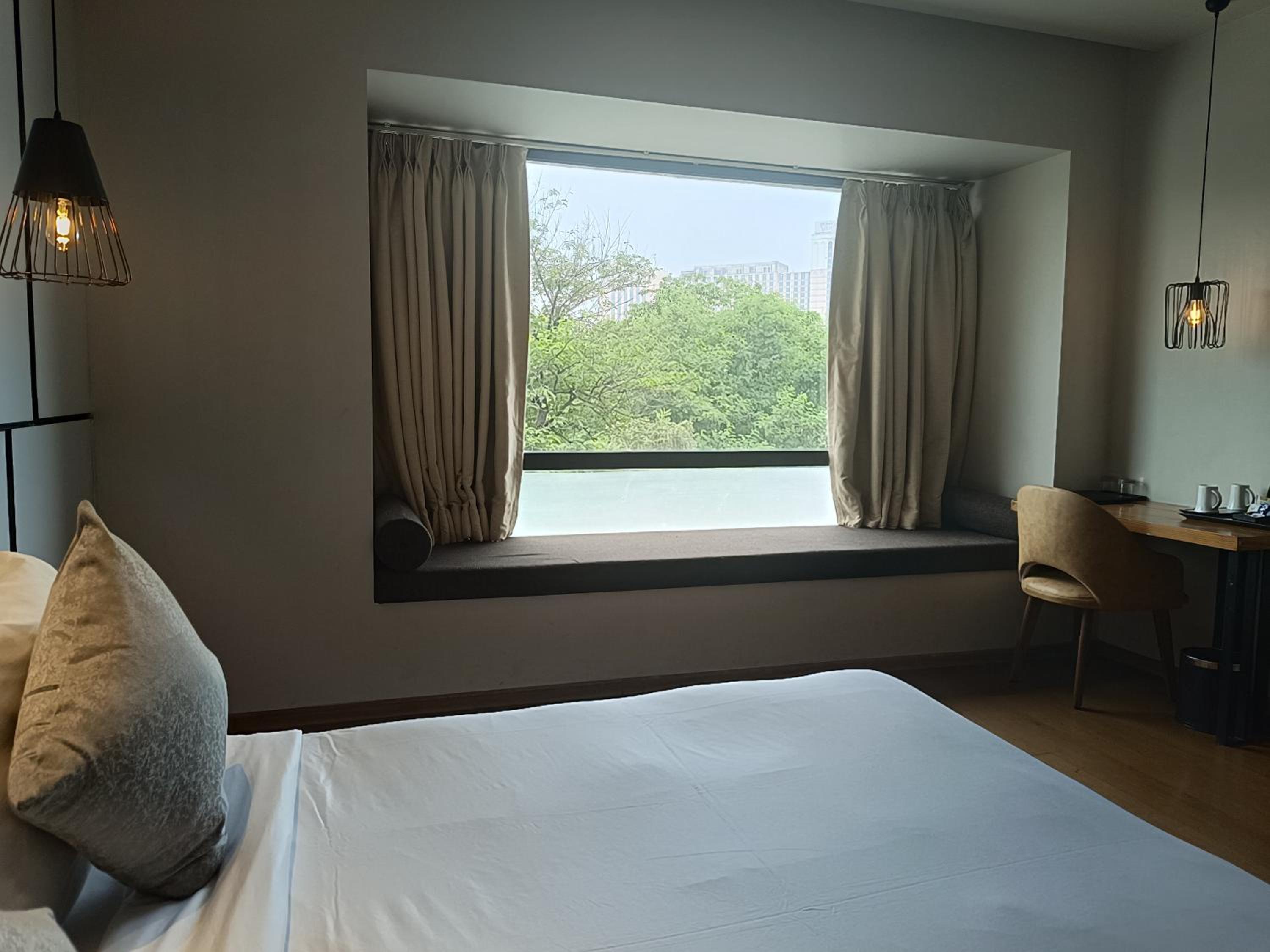Deluxe Double Room - Photo 2