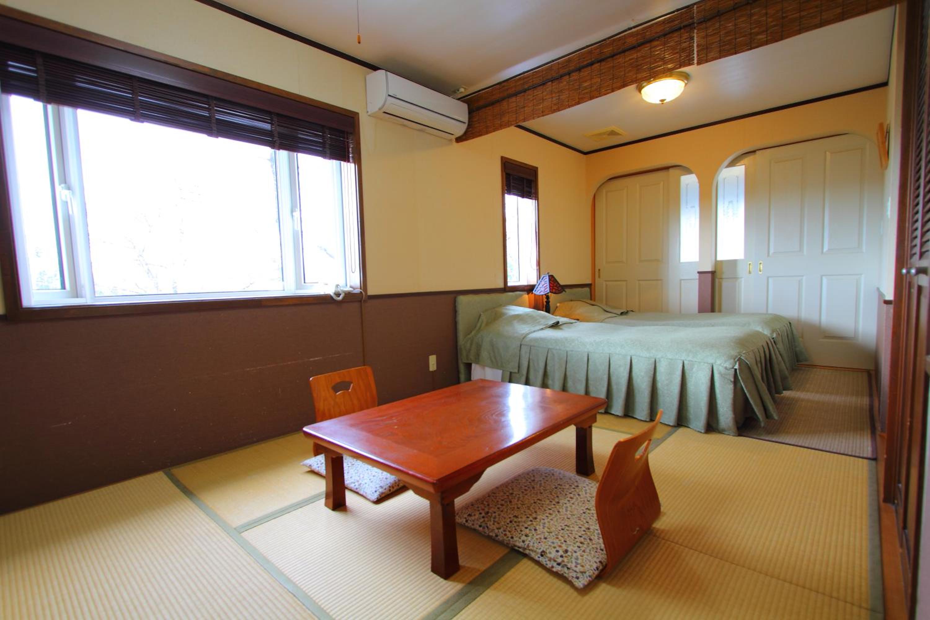 Quadruple Room with Tatami Area photo 2