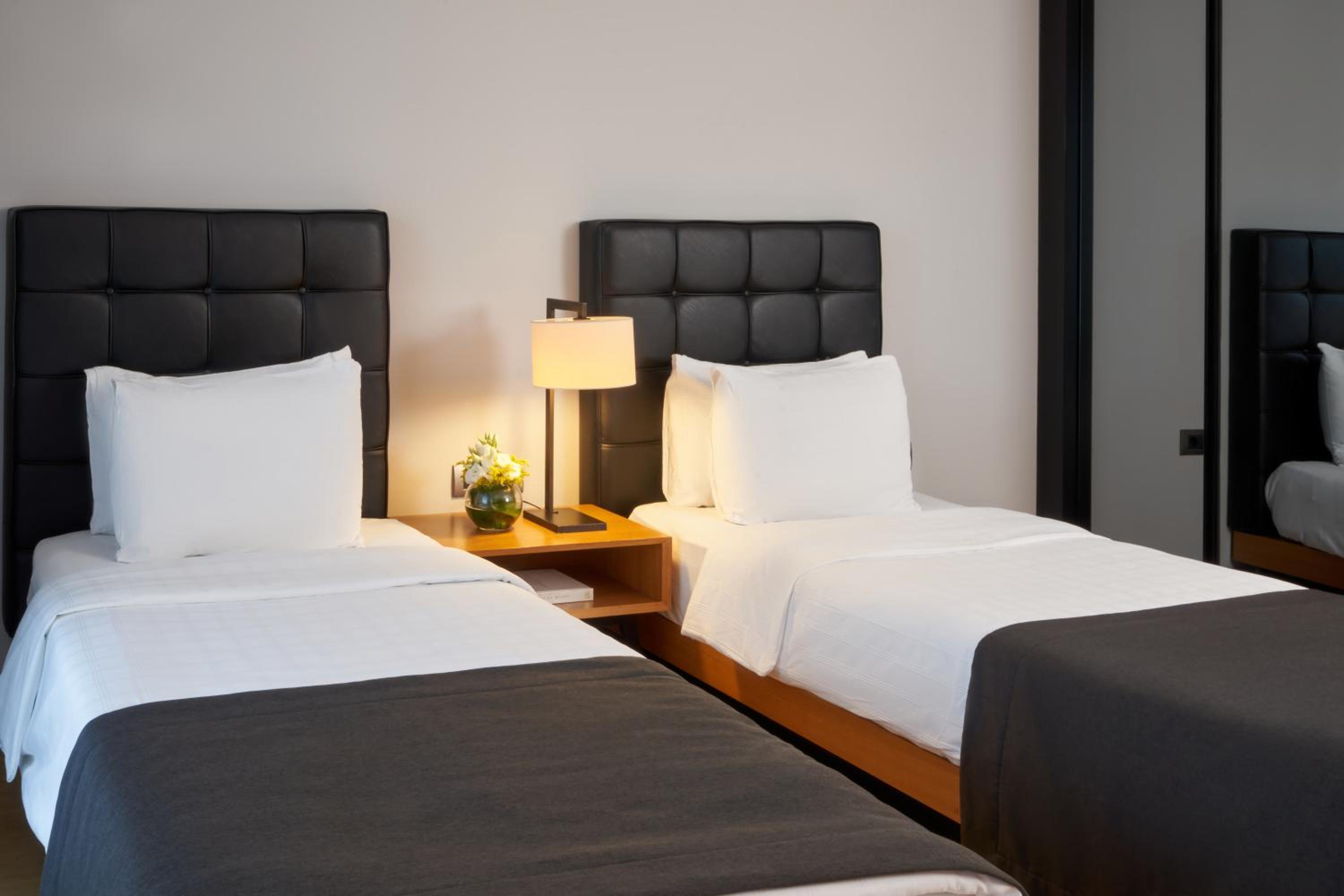 Deluxe Twin Room photo 2