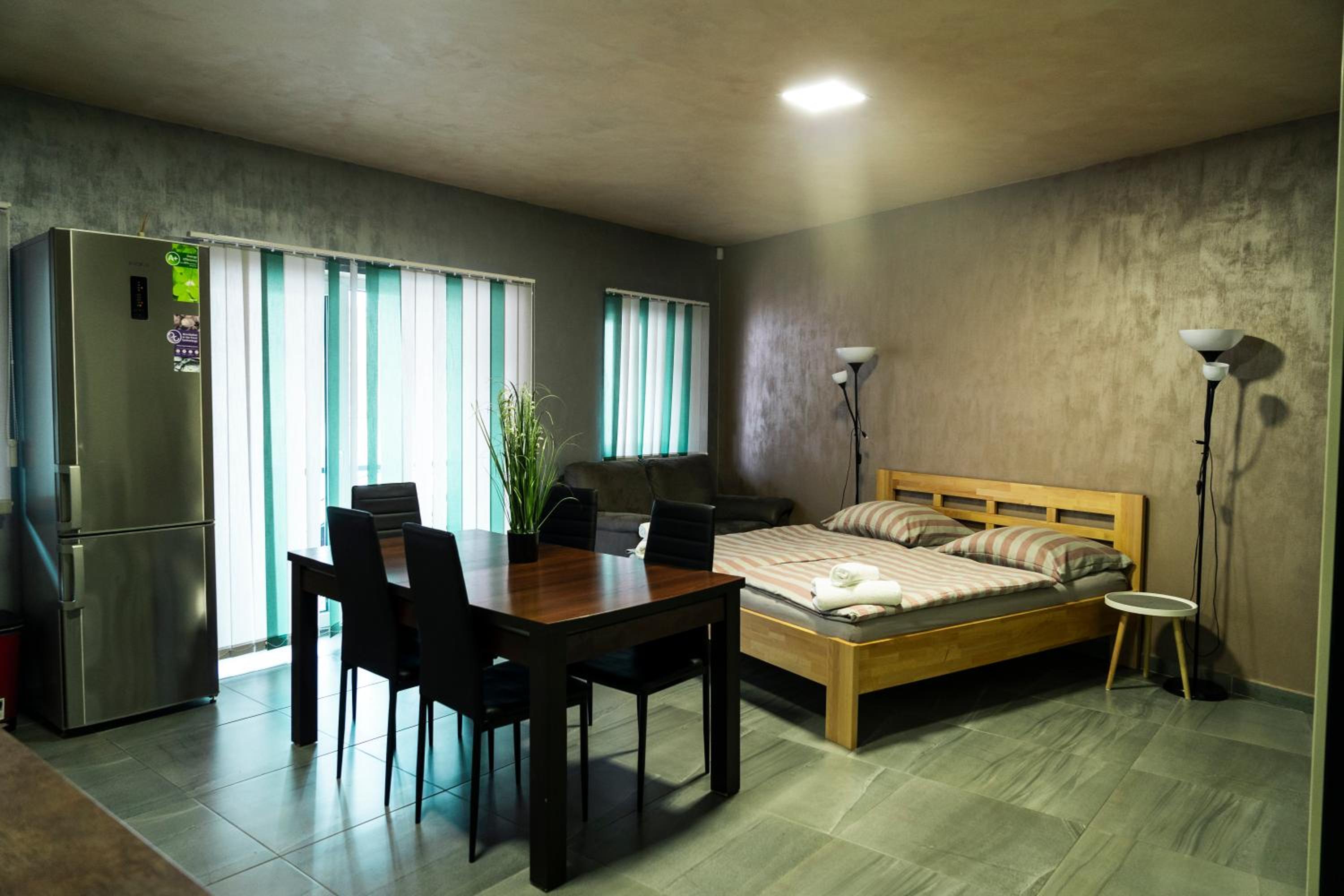 Deluxe Apartment photo 2