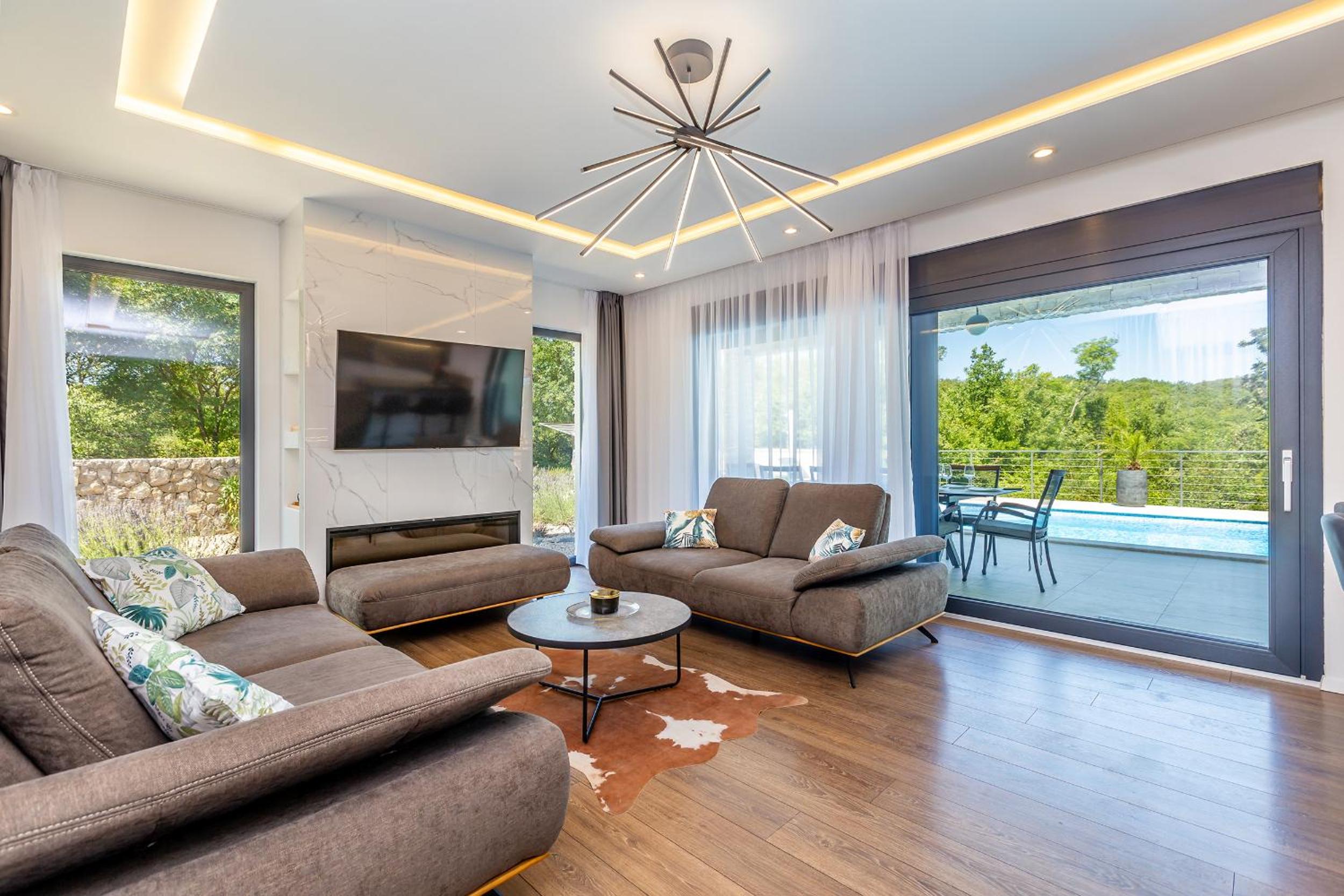 Villa photo 1