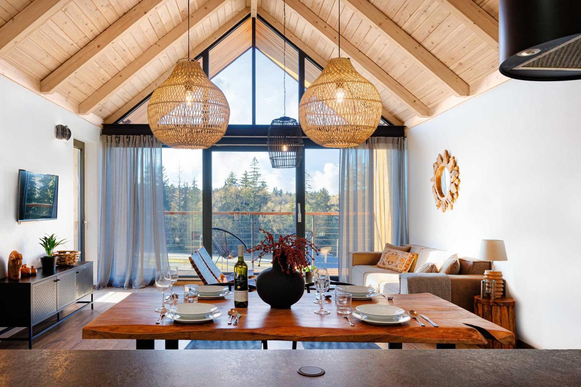 Chalet with jacuzzi photo 2