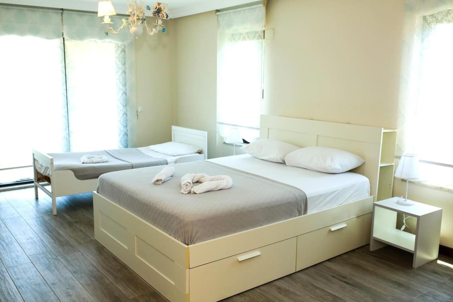 Villa photo 2