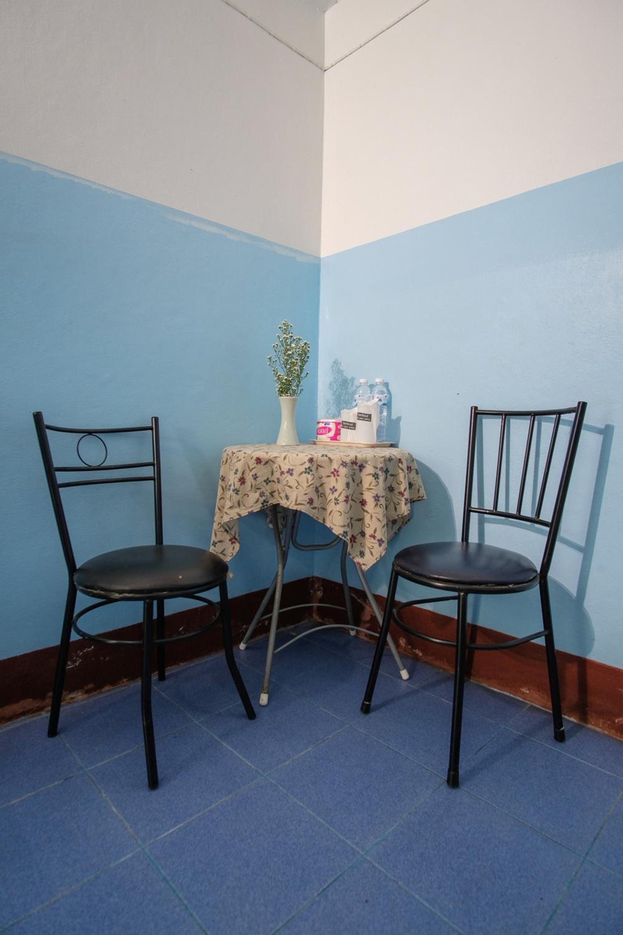 Twin Room - Photo 3