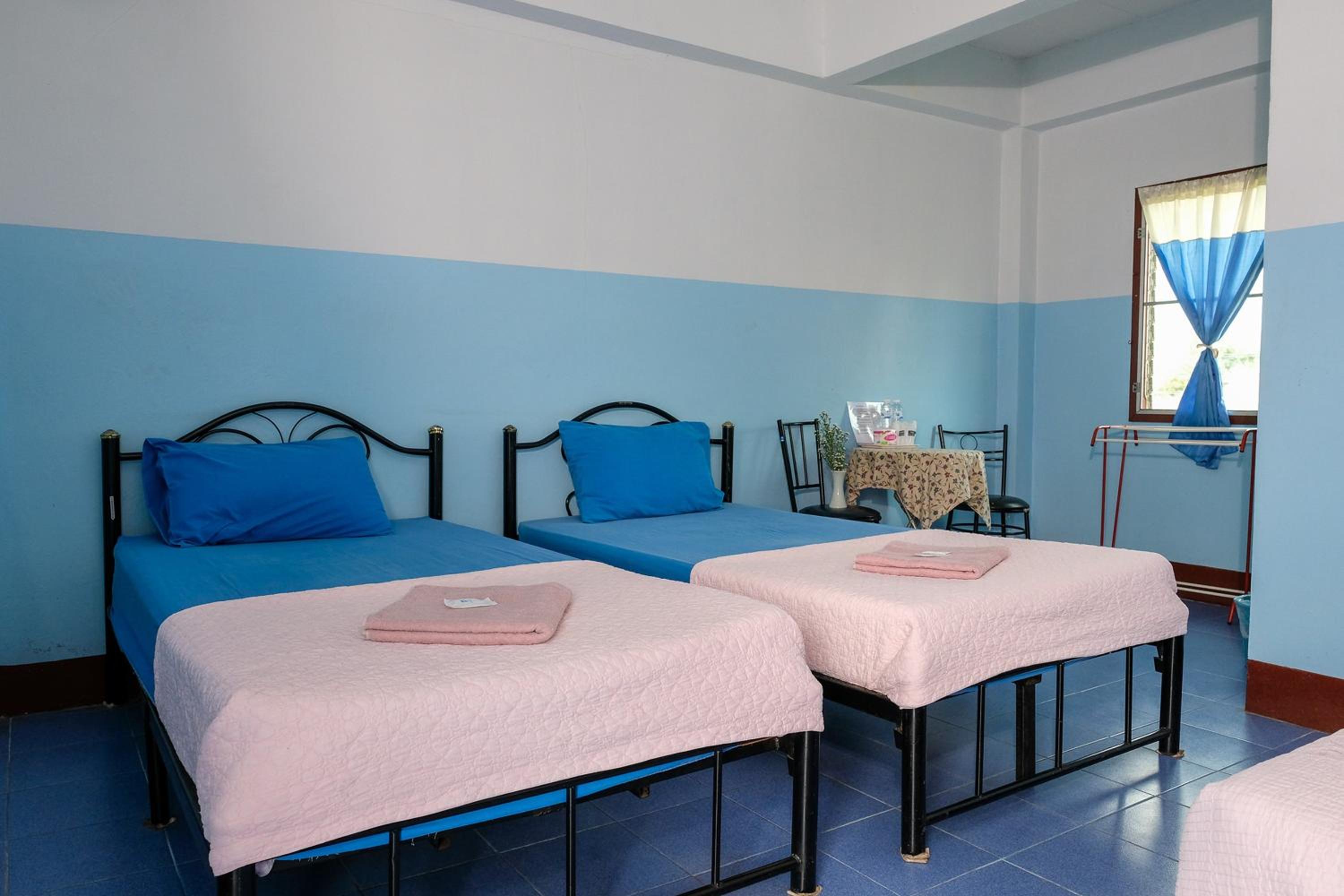 Triple Room - Photo 7