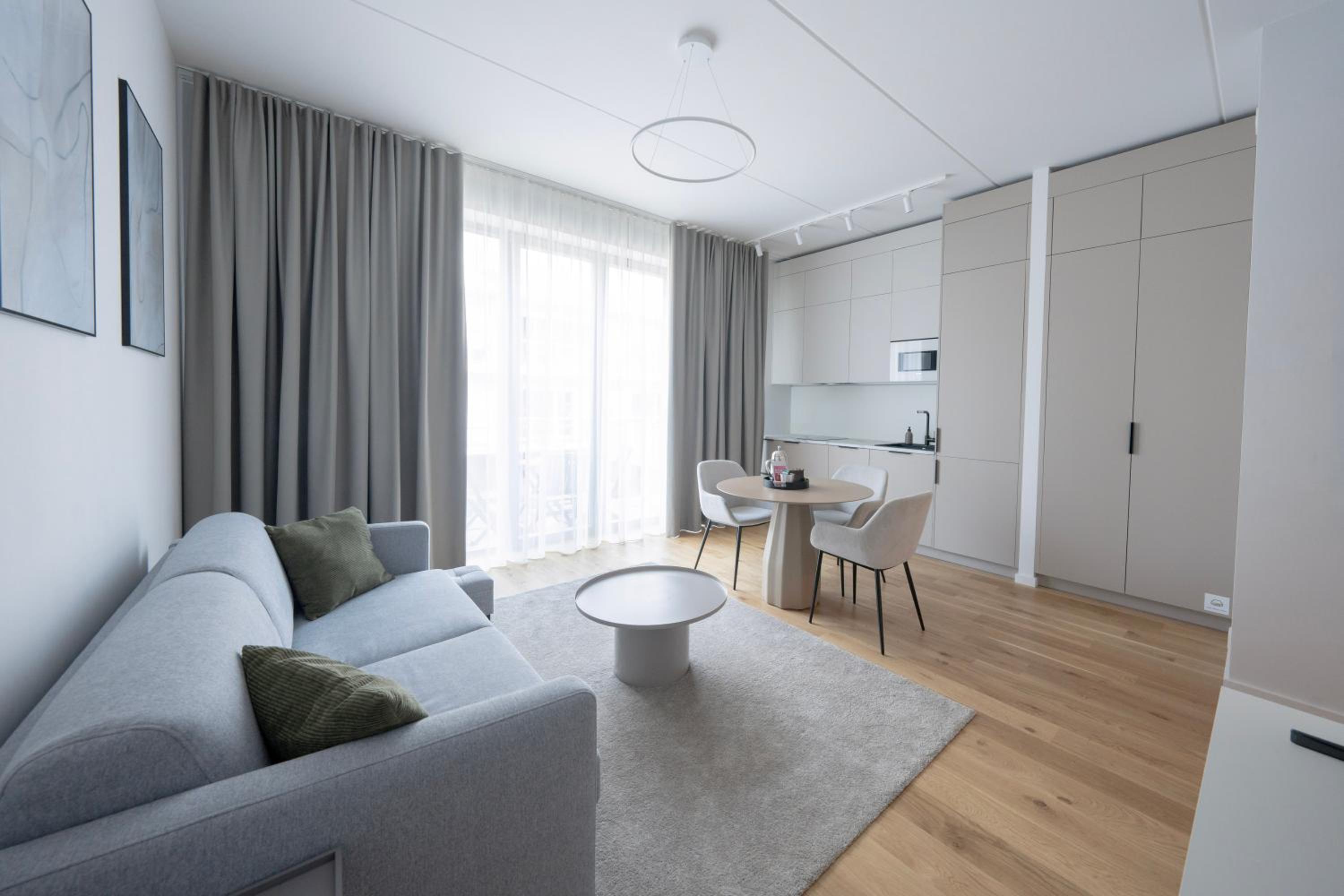 Deluxe Apartment photo 2