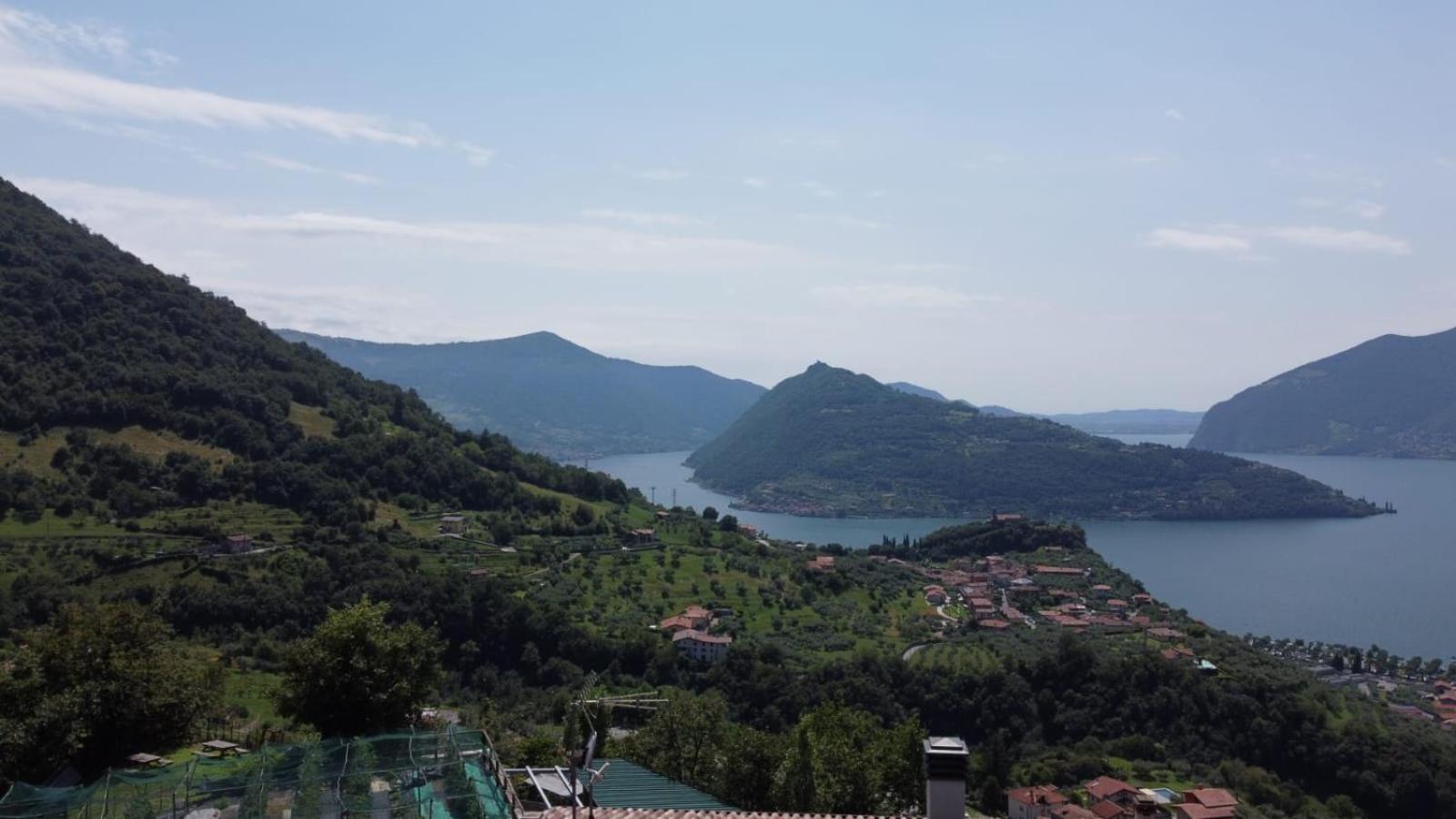 Triple Room with Lake View - Photo 9