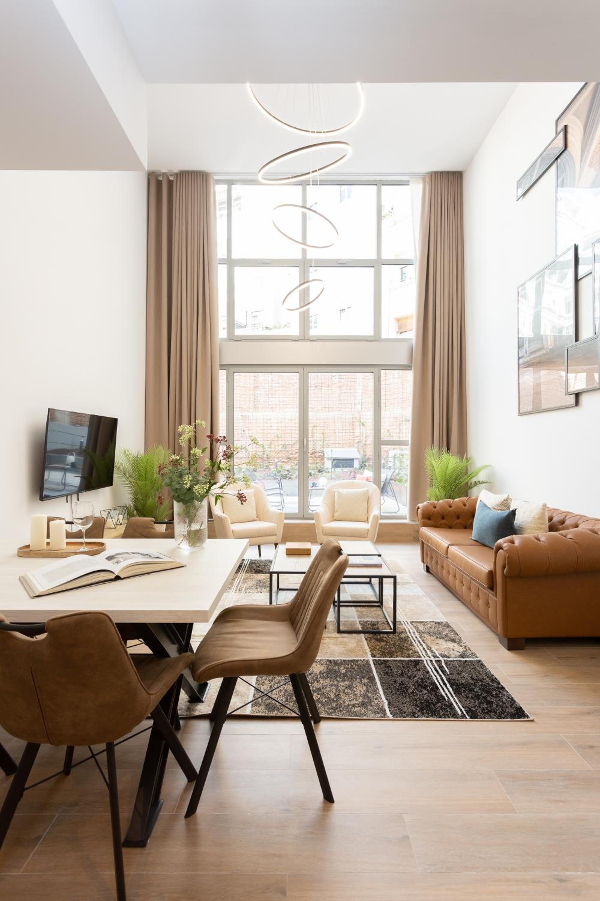 Apartment with Terrace photo 2