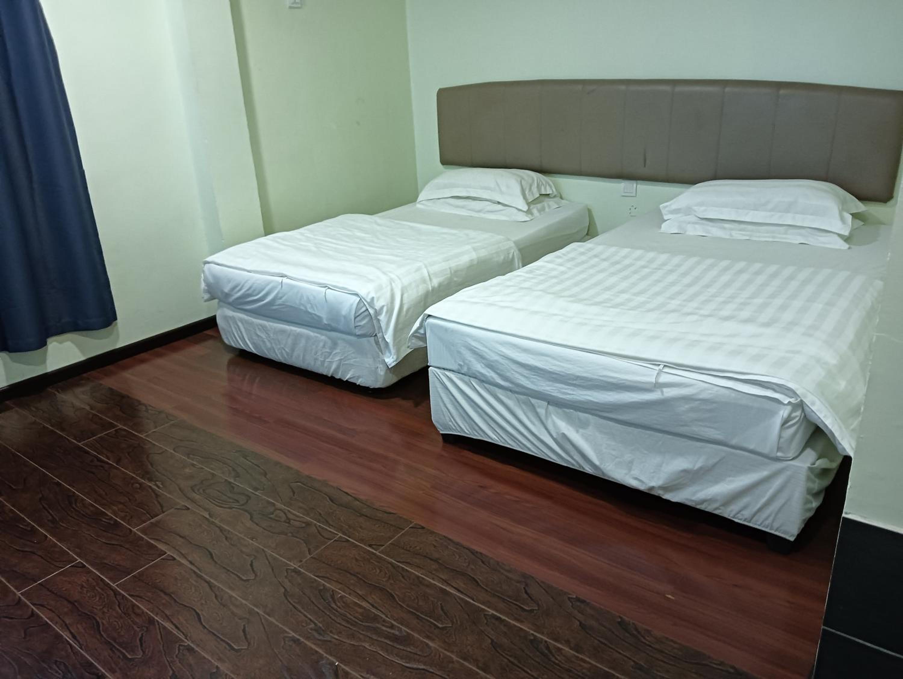 Deluxe Twin Room - Photo 3