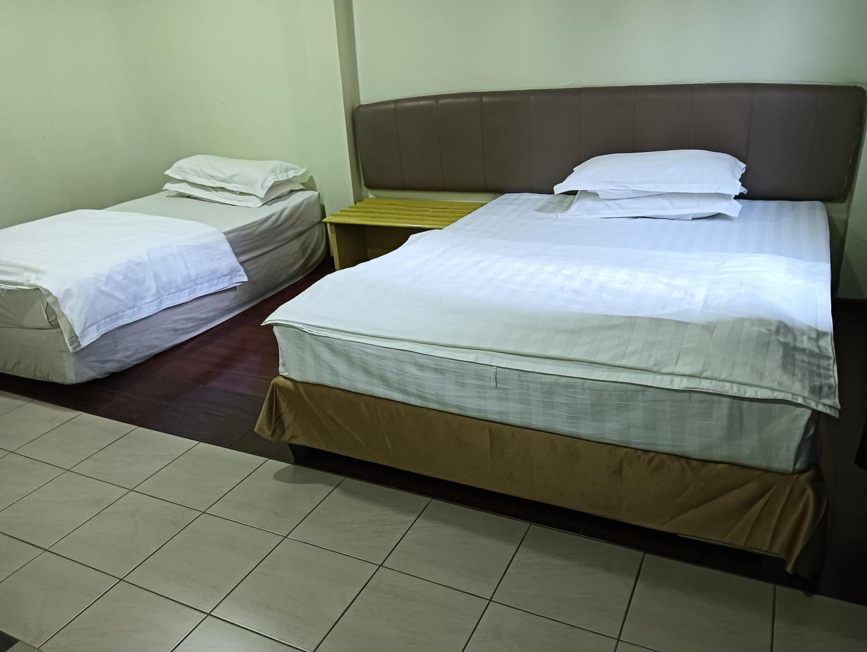 Deluxe Triple Room - Photo 6