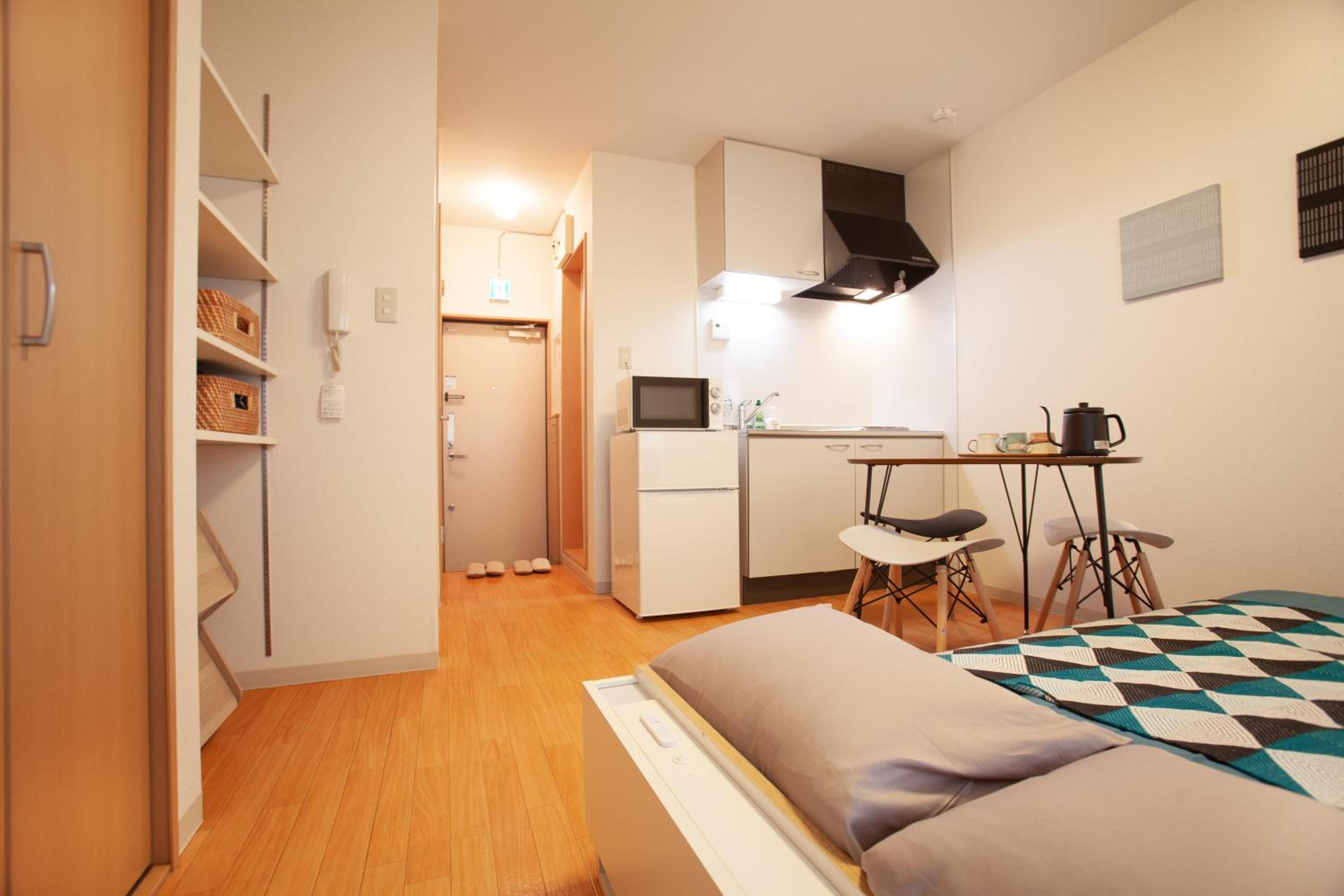 One-Bedroom Apartment photo 2