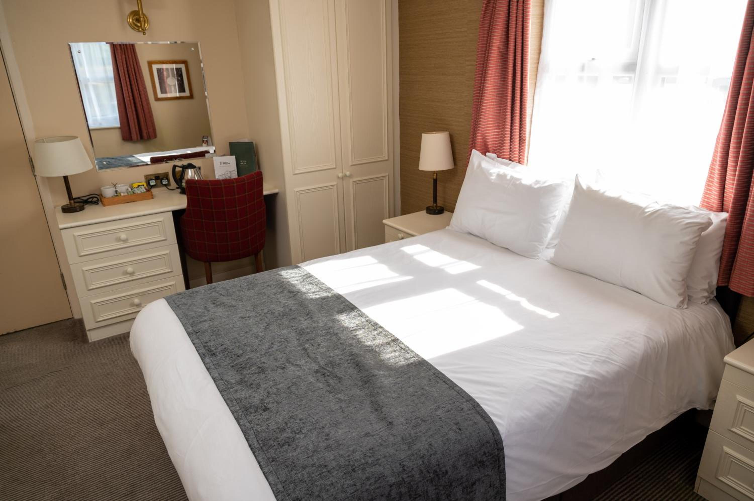 Double Room - Photo 3