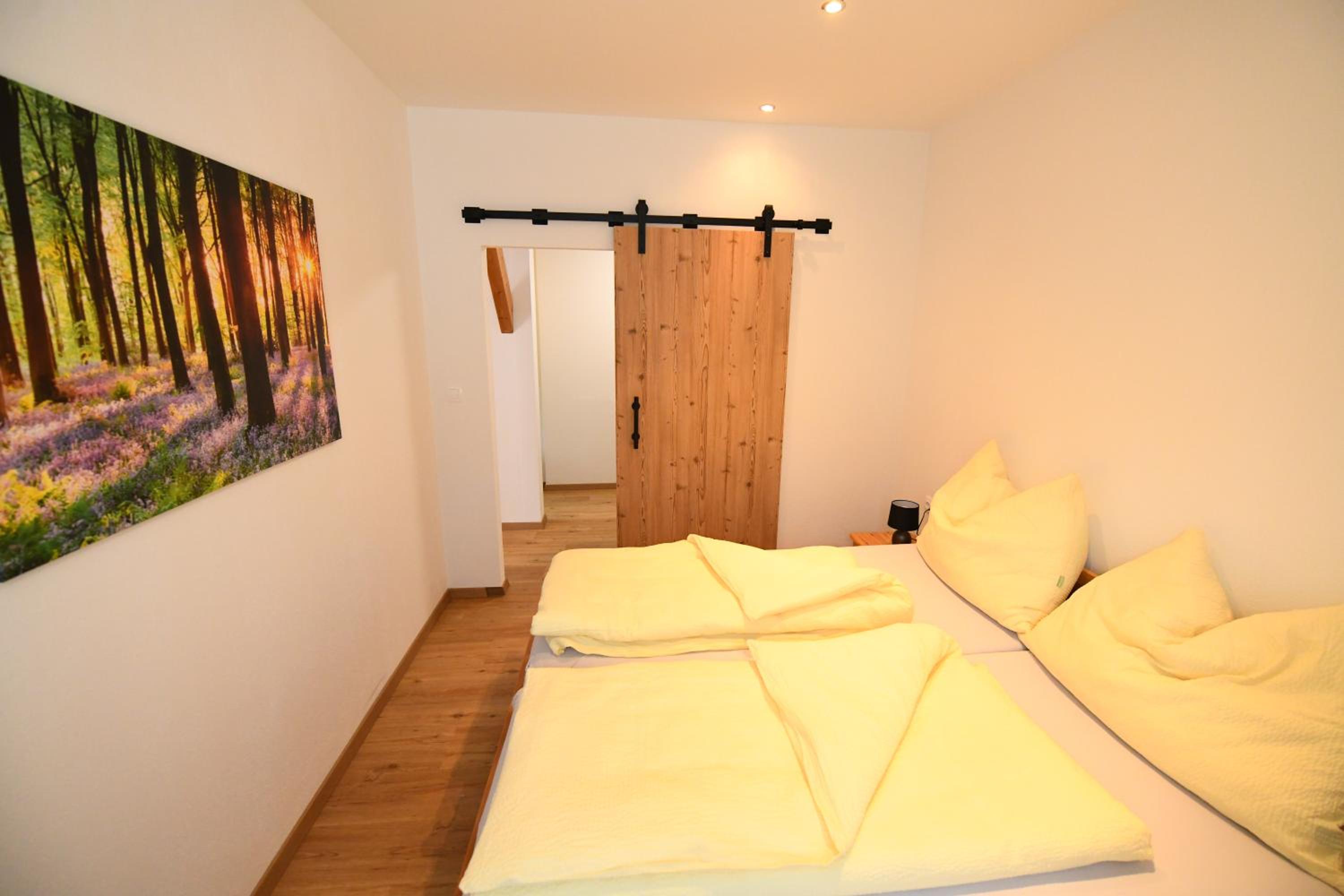 One-Bedroom Apartment photo 2