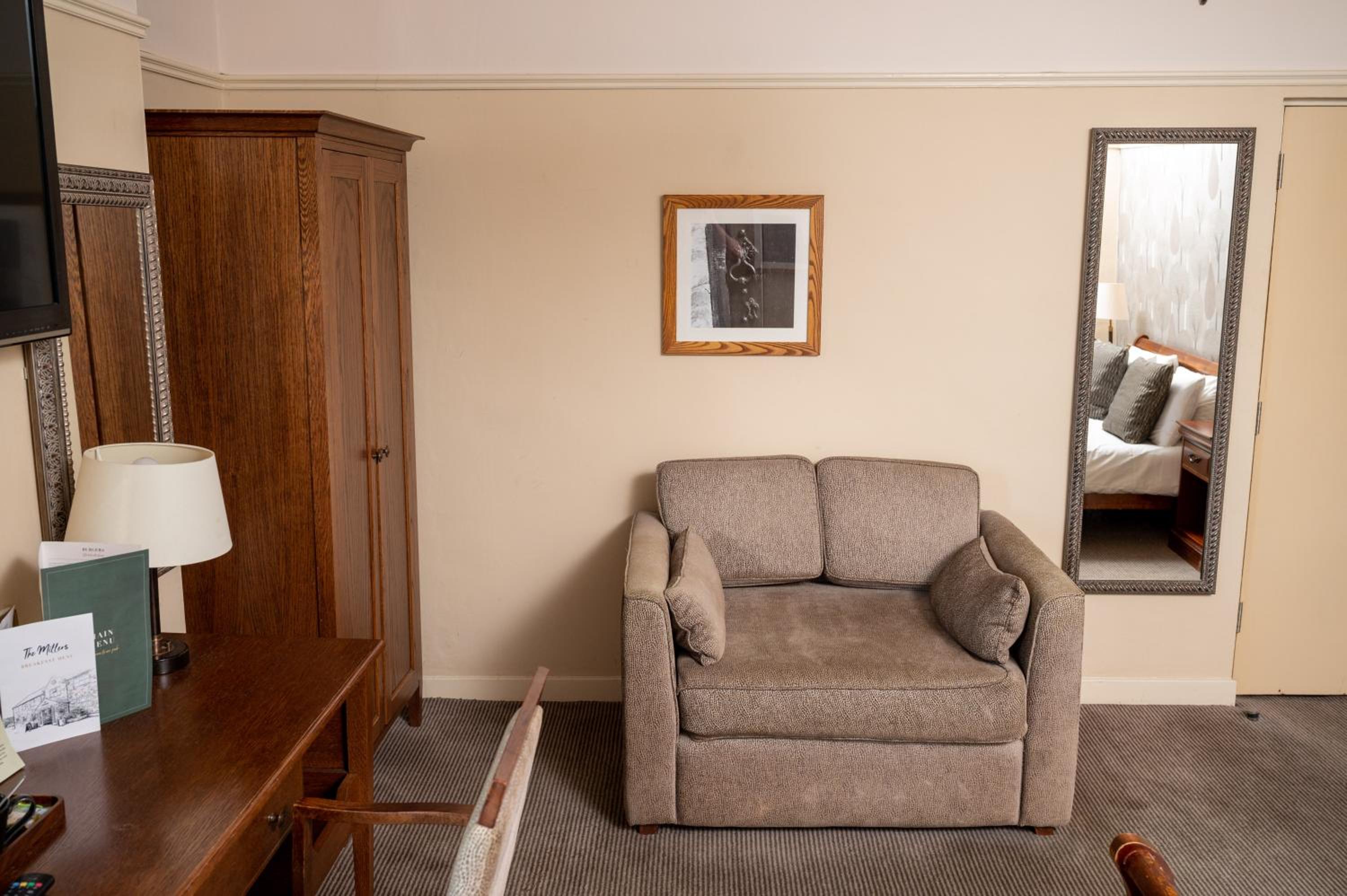 Superior Double Room - Photo 3