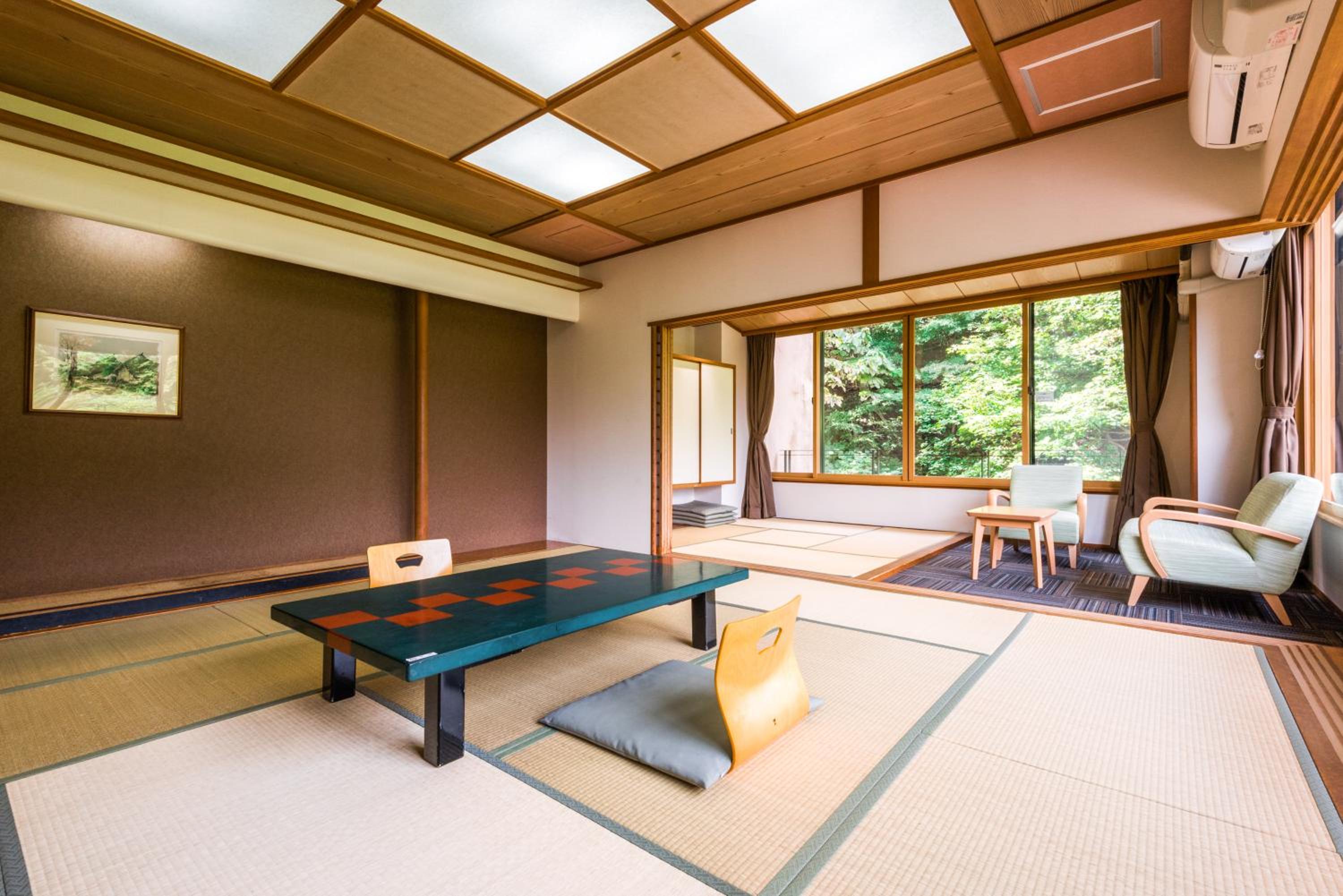Large Japanese-Style Room - Mountain Side - Non-Smoking - Photo 2