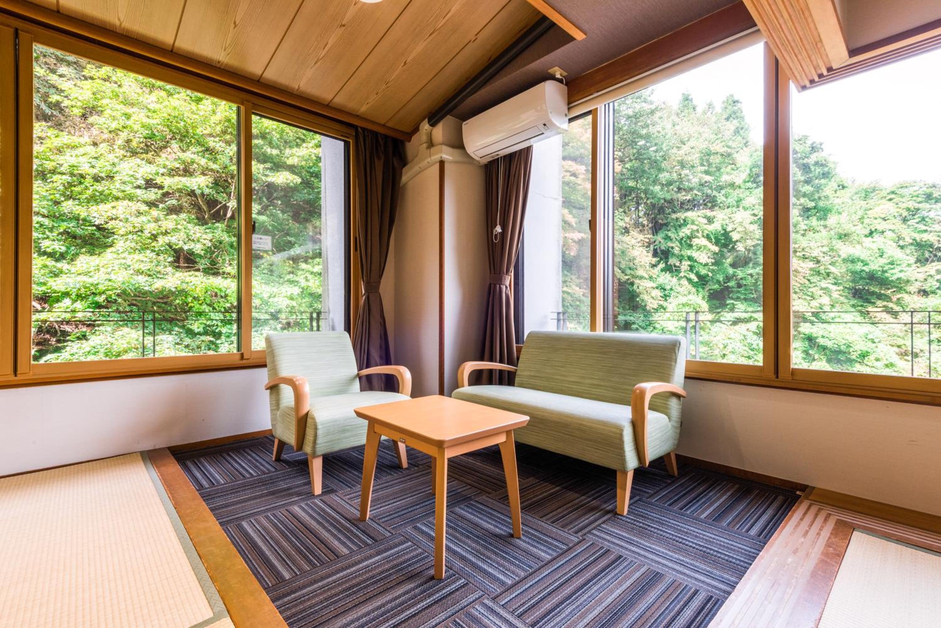 Large Japanese-Style Room - Mountain Side - Non-Smoking - Photo 1