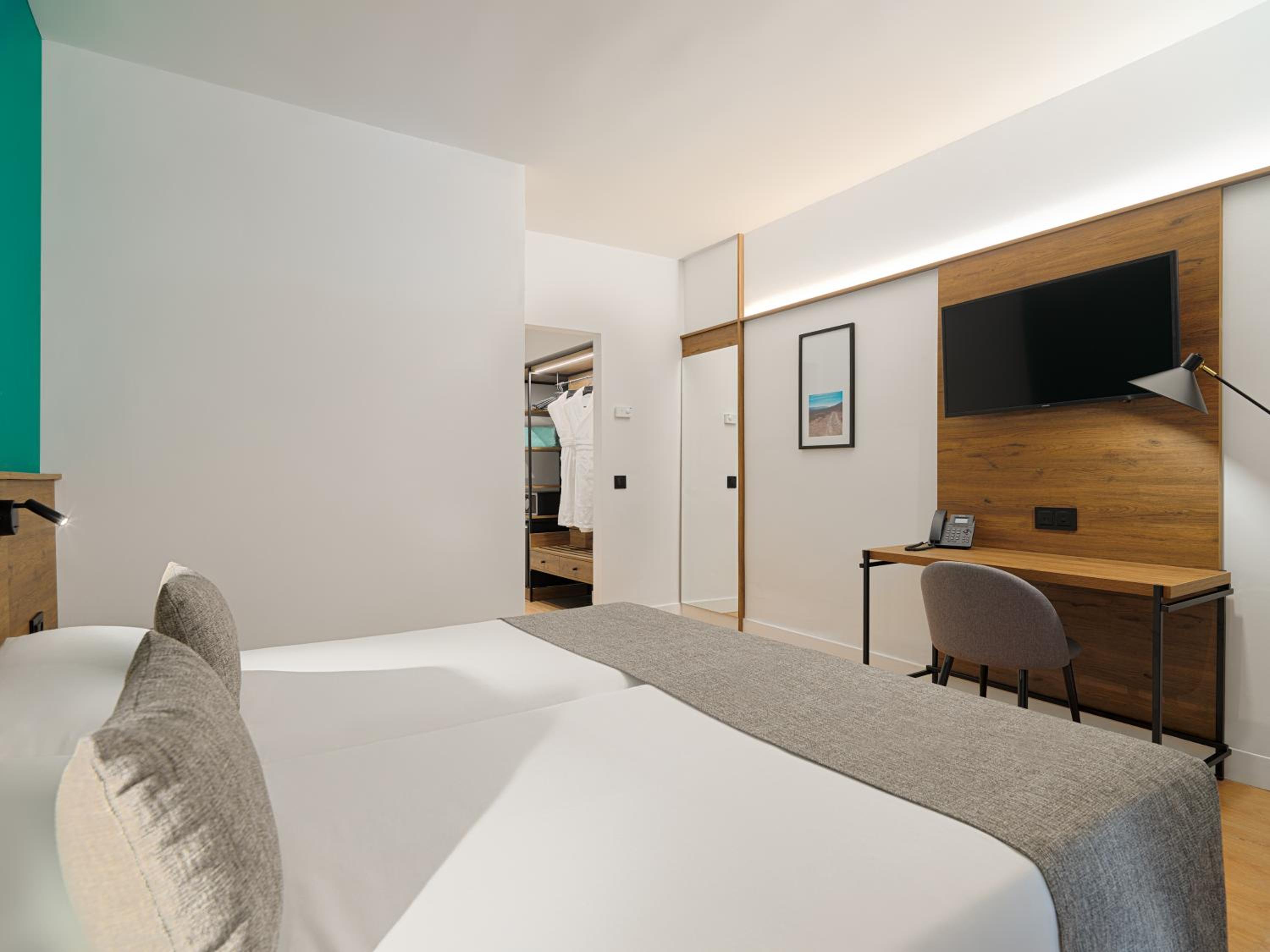 Magnus Double Room with Teide View