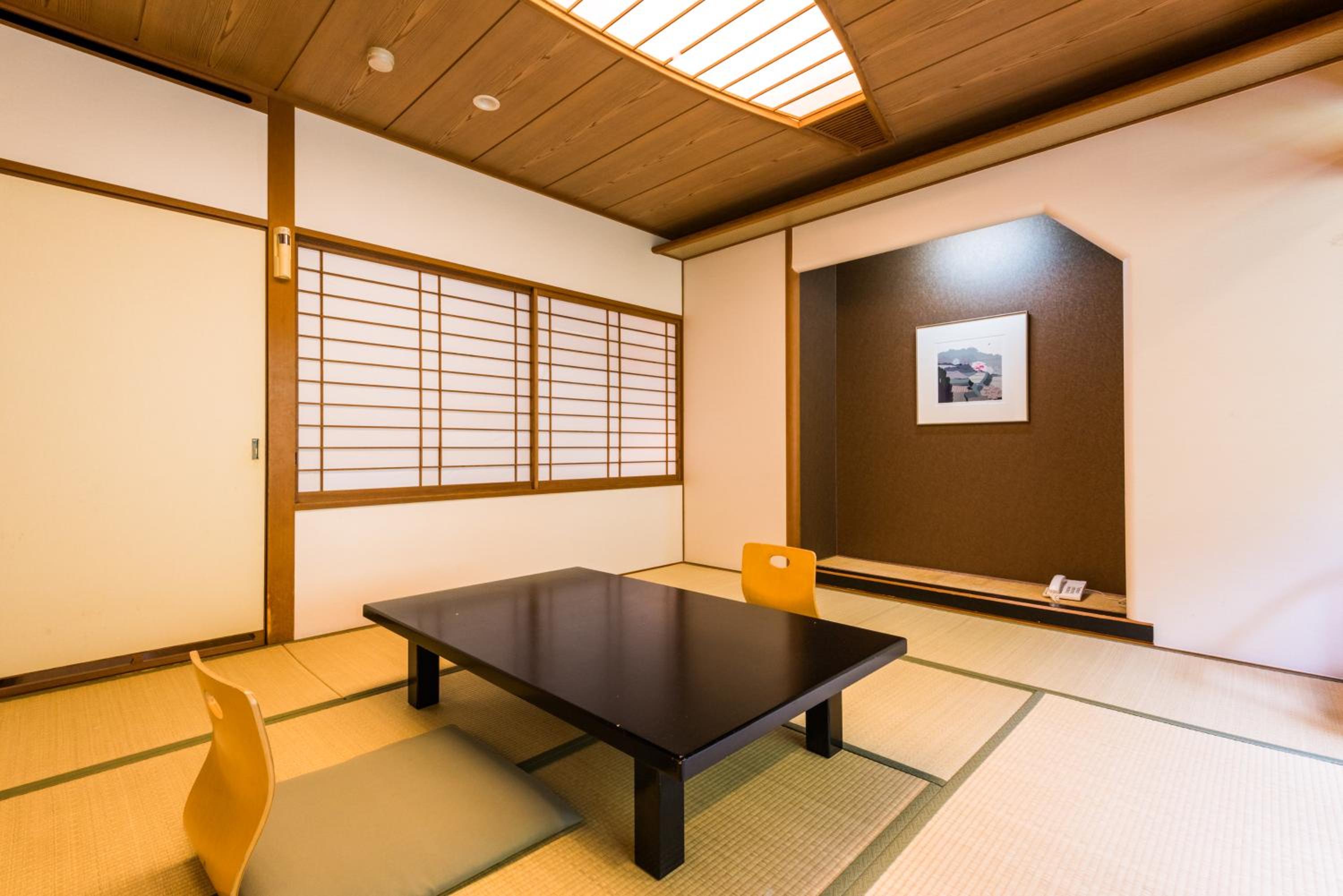 Standard Japanese-Western-Style-Room Twin 51 sqm yards - Indoor Bath - Non-Smoking - Photo 3