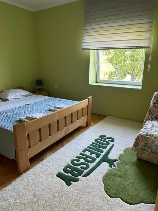 Family Room photo 3